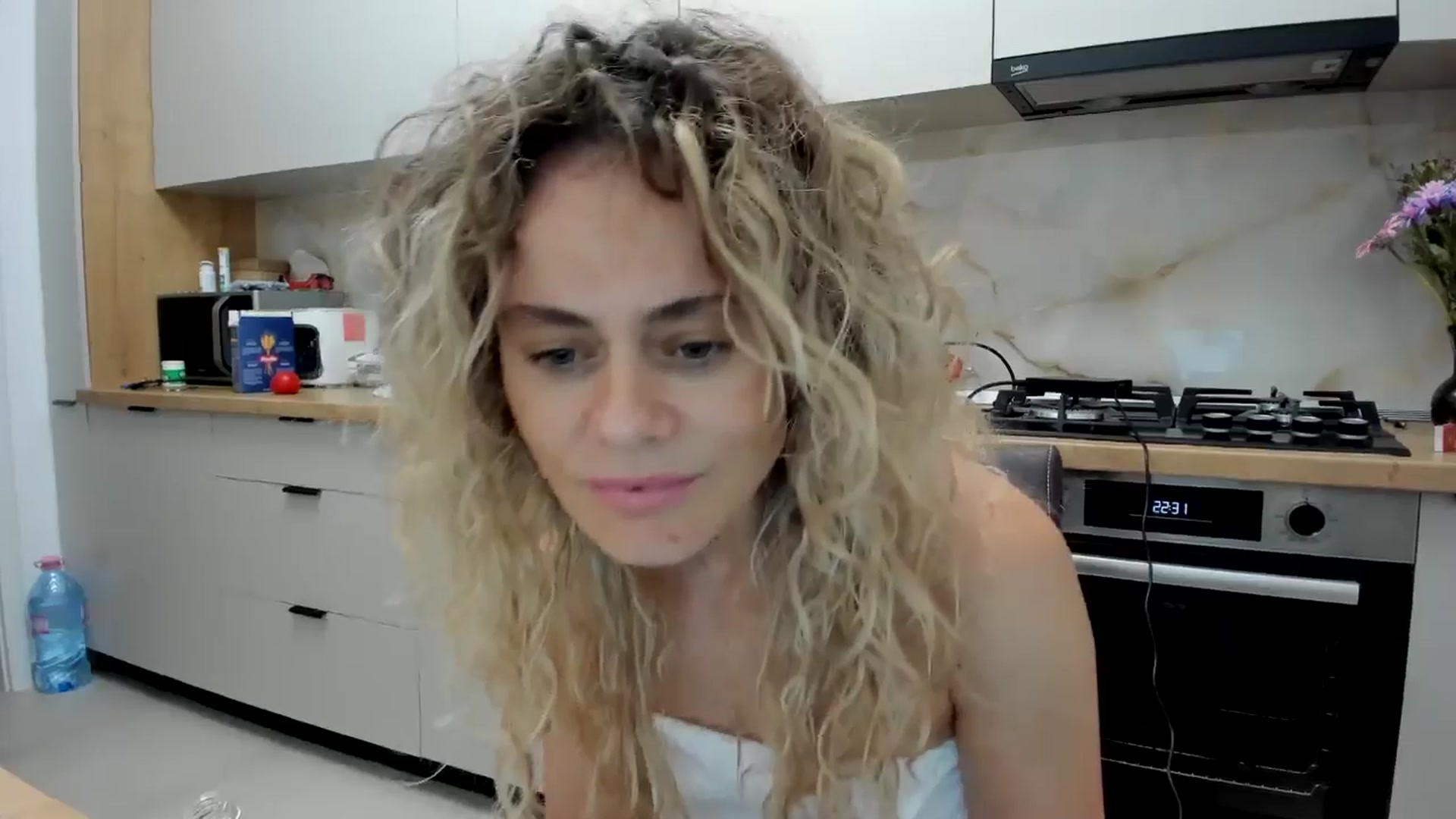 Gallery image thumbnail from DebbyPaige's myfreecams stream on, 07/31/2024, 19:51 image 18 of 20