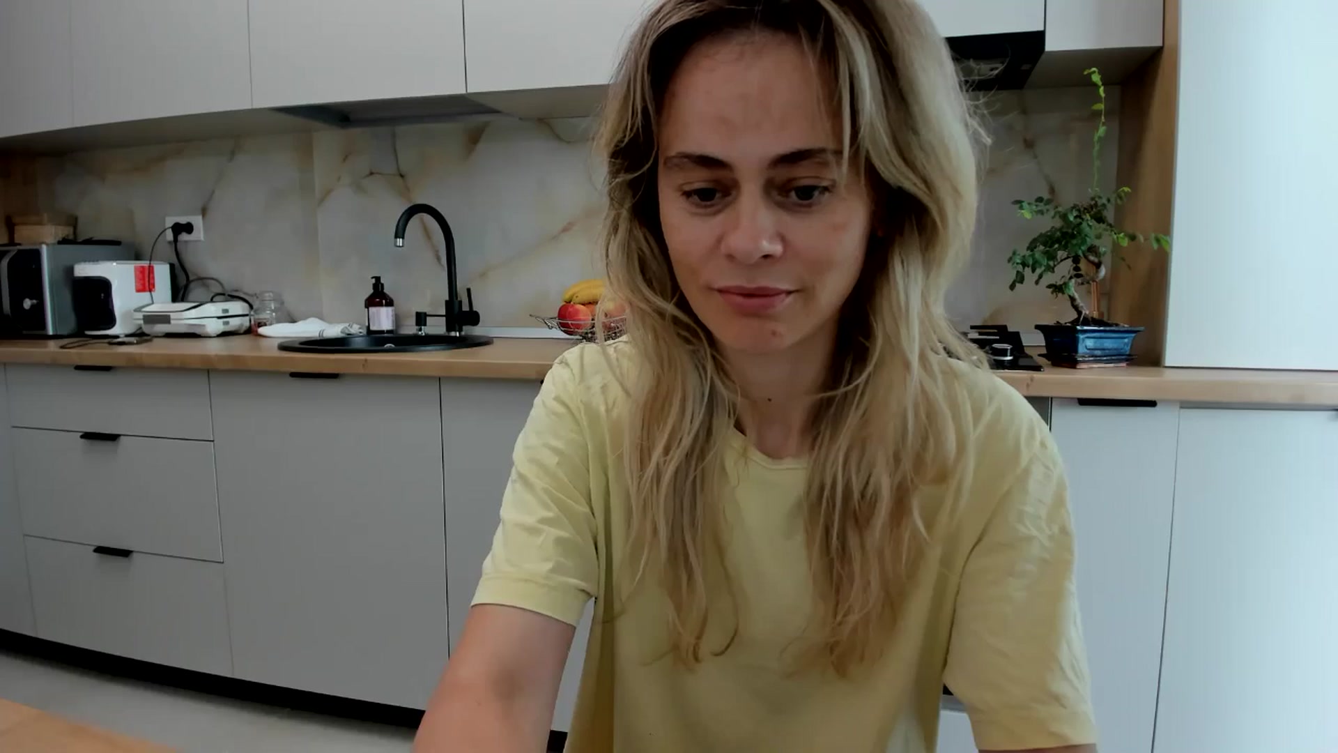 Gallery image thumbnail from DebbyPaige's myfreecams stream on, 08/06/2024, 11:04 image 4 of 20