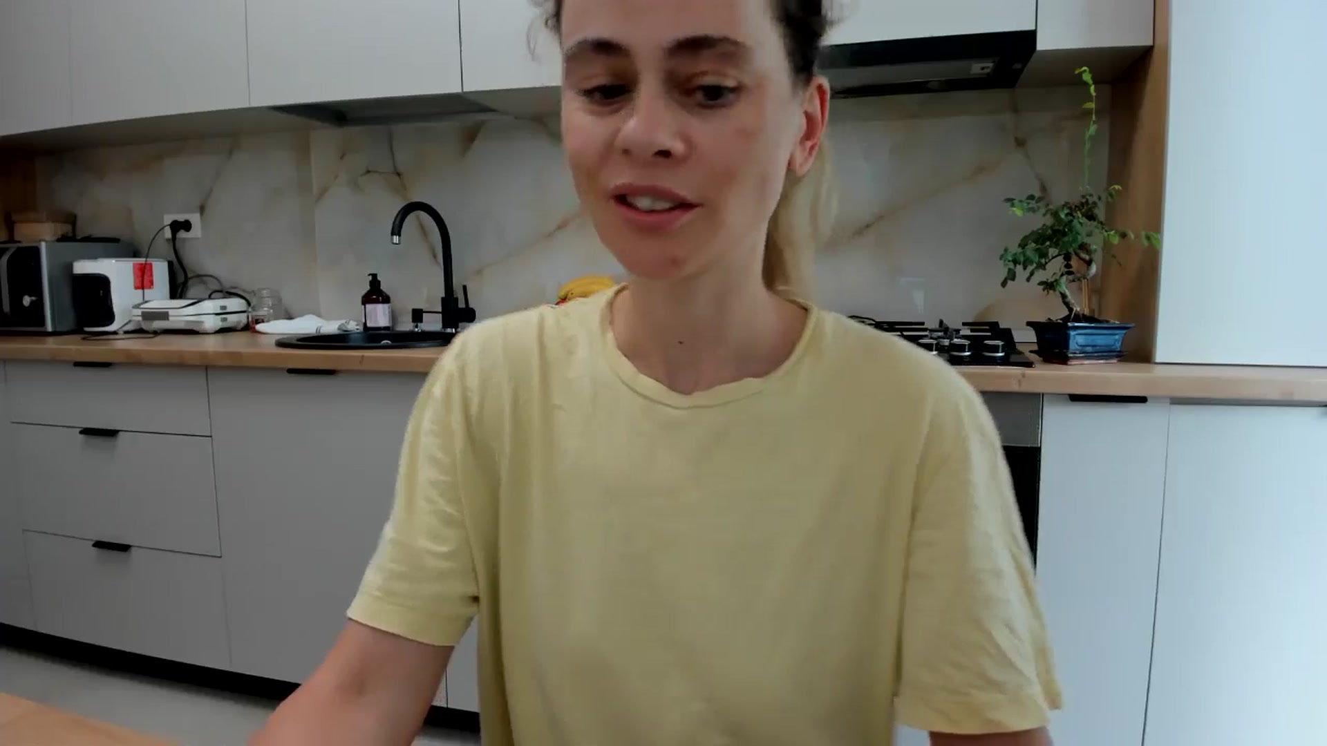 Gallery image thumbnail from DebbyPaige's myfreecams stream on, 08/06/2024, 11:04 image 8 of 20