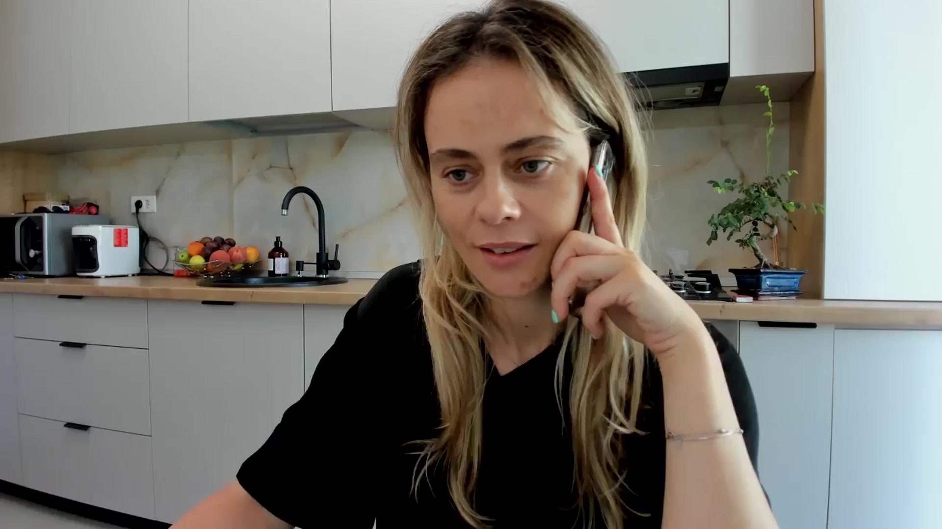 Gallery image thumbnail from DebbyPaige's myfreecams stream on, 08/08/2024, 11:59 image 10 of 20