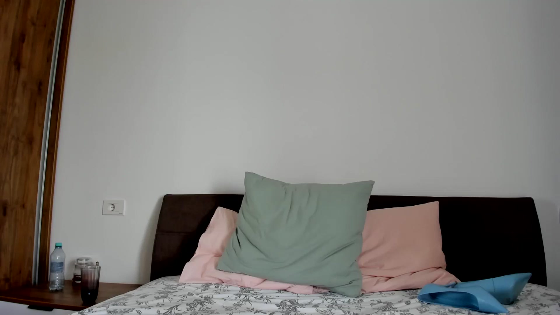 Gallery image thumbnail from DebbyPaige's myfreecams stream on, 08/20/2024, 10:50 image 16 of 20