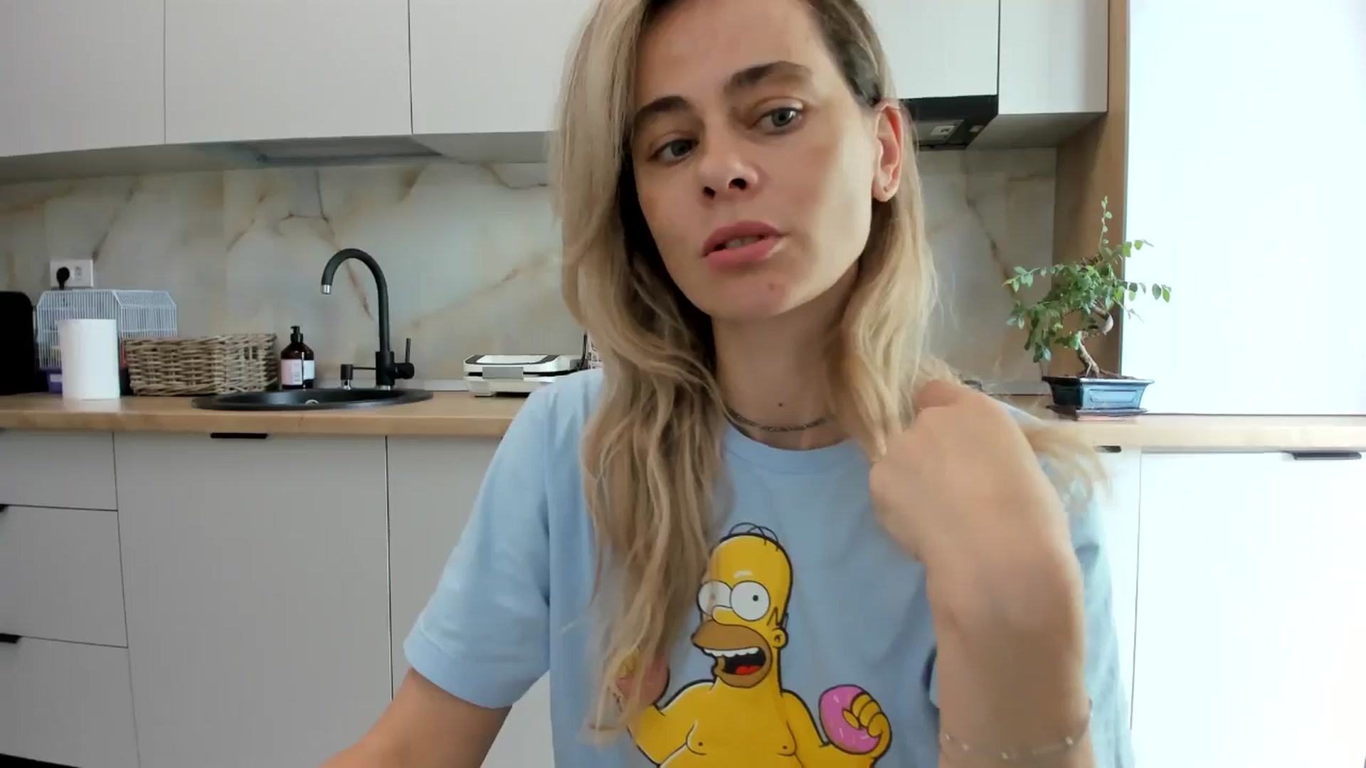 Gallery image thumbnail from DebbyPaige's myfreecams stream on, 08/28/2024, 10:56 image 5 of 20