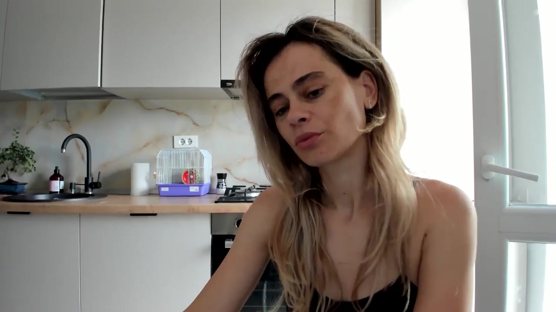 Gallery image thumbnail from DebbyPaige's myfreecams stream on, 08/31/2024, 07:55 image 5 of 20