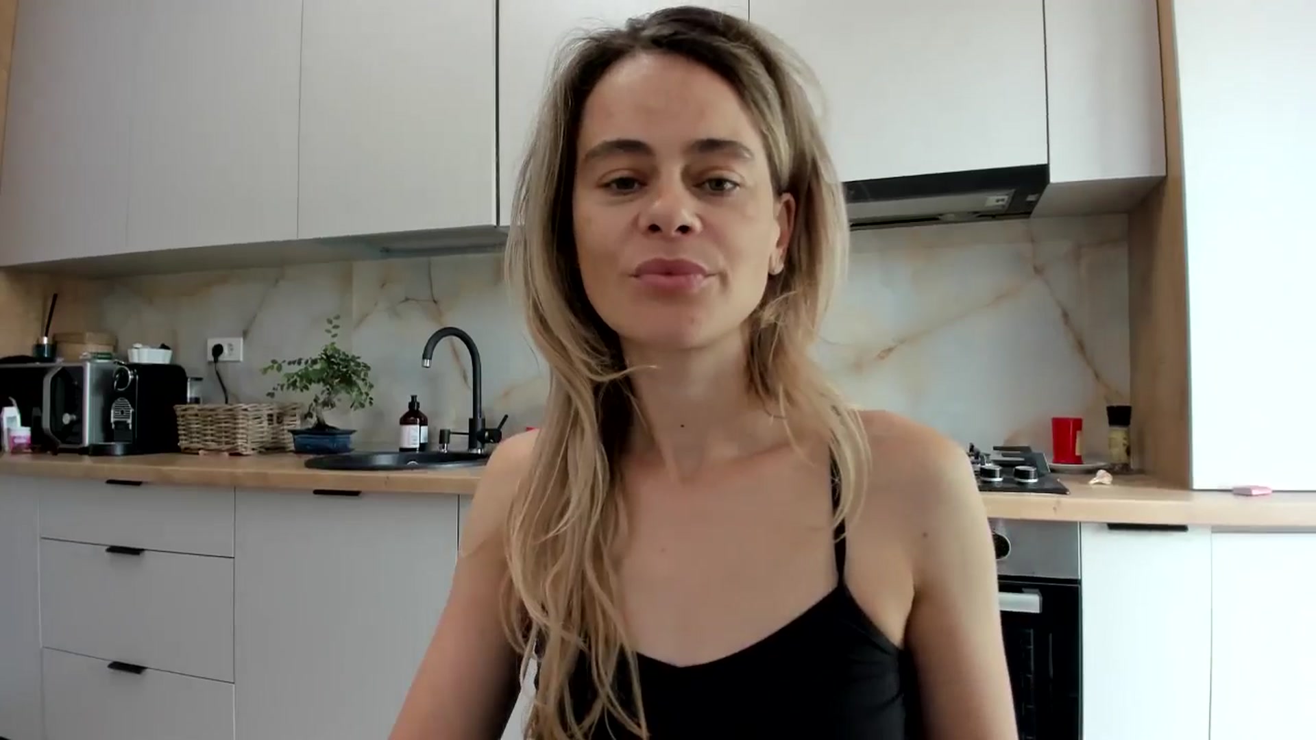 Gallery image thumbnail from DebbyPaige's myfreecams stream on, 08/31/2024, 07:55 image 12 of 20