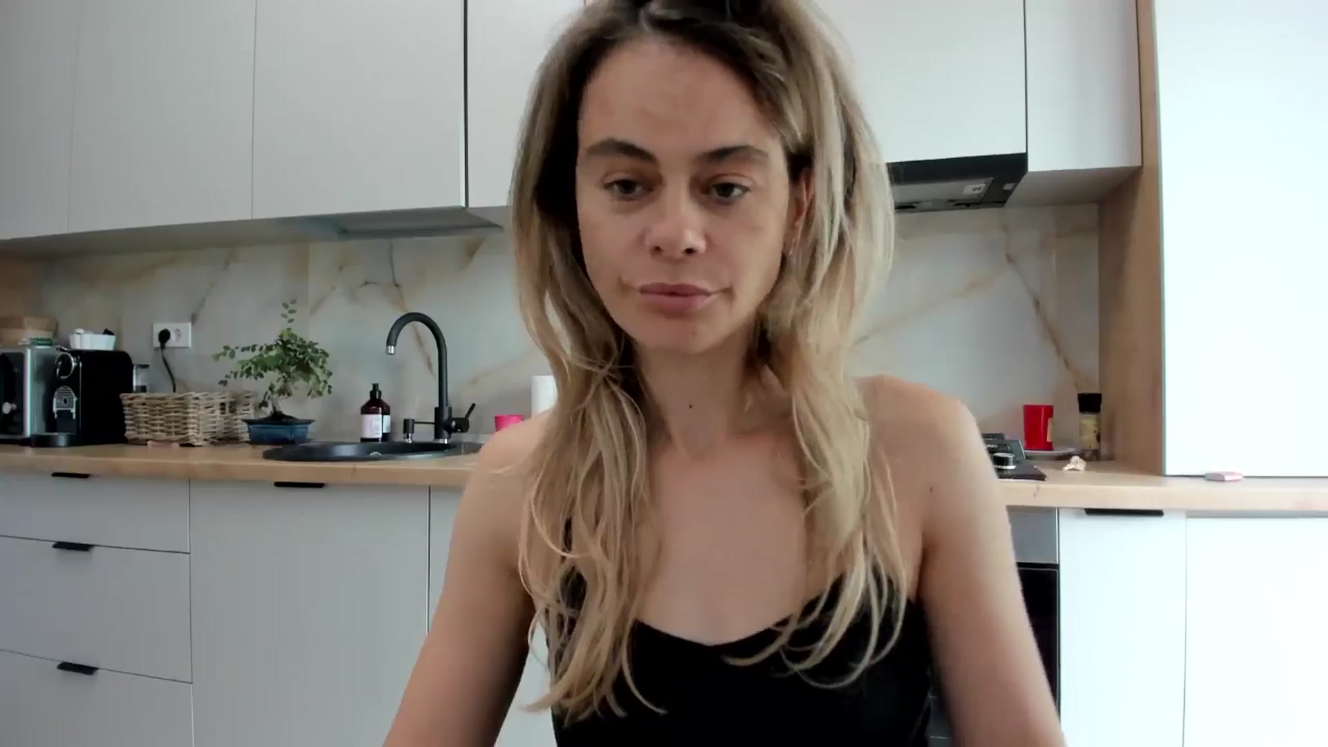Gallery image thumbnail from DebbyPaige's myfreecams stream on, 08/31/2024, 07:55 image 15 of 20