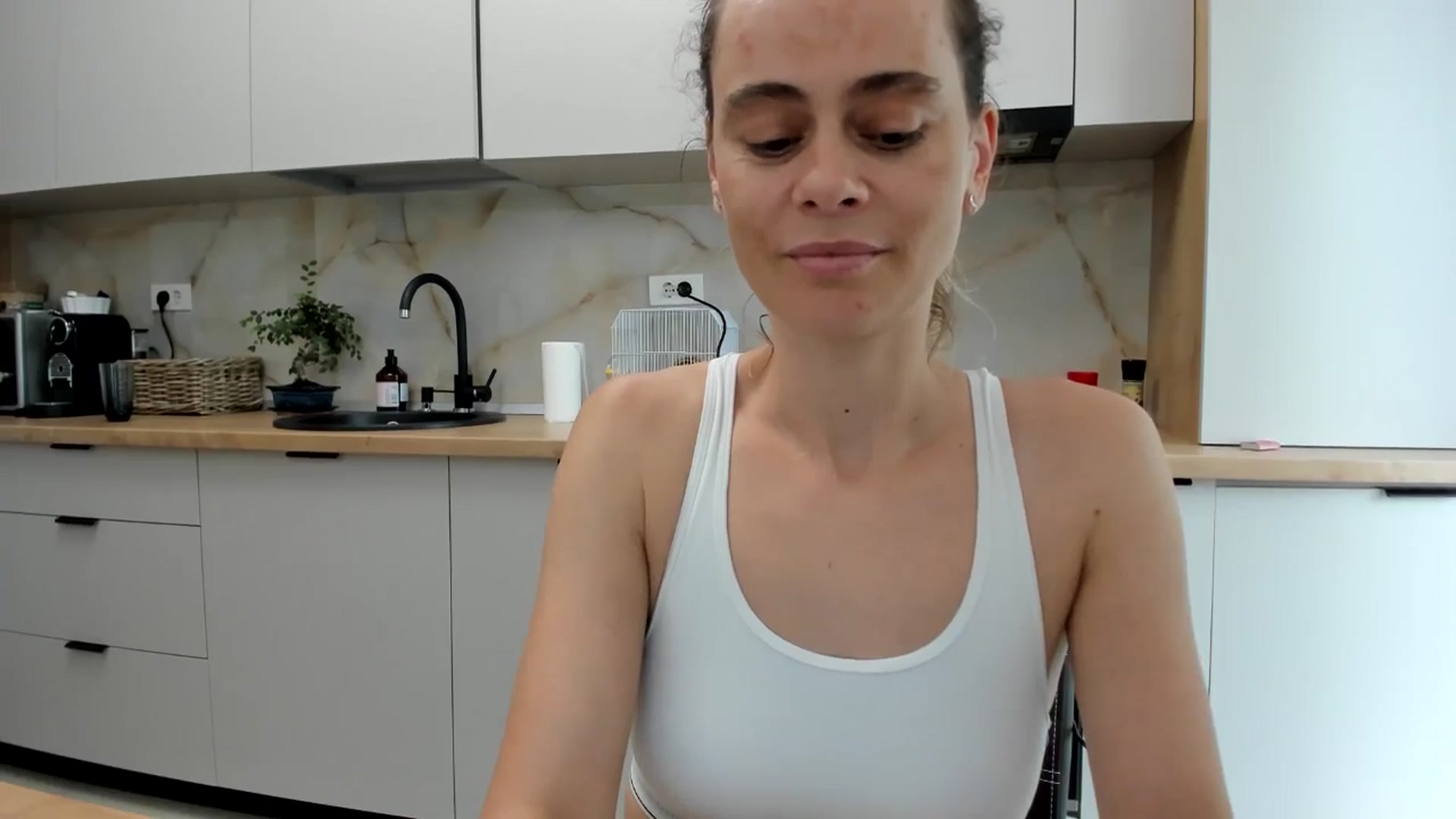 Gallery image thumbnail from DebbyPaige's myfreecams stream on, 08/31/2024, 12:43 image 19 of 20