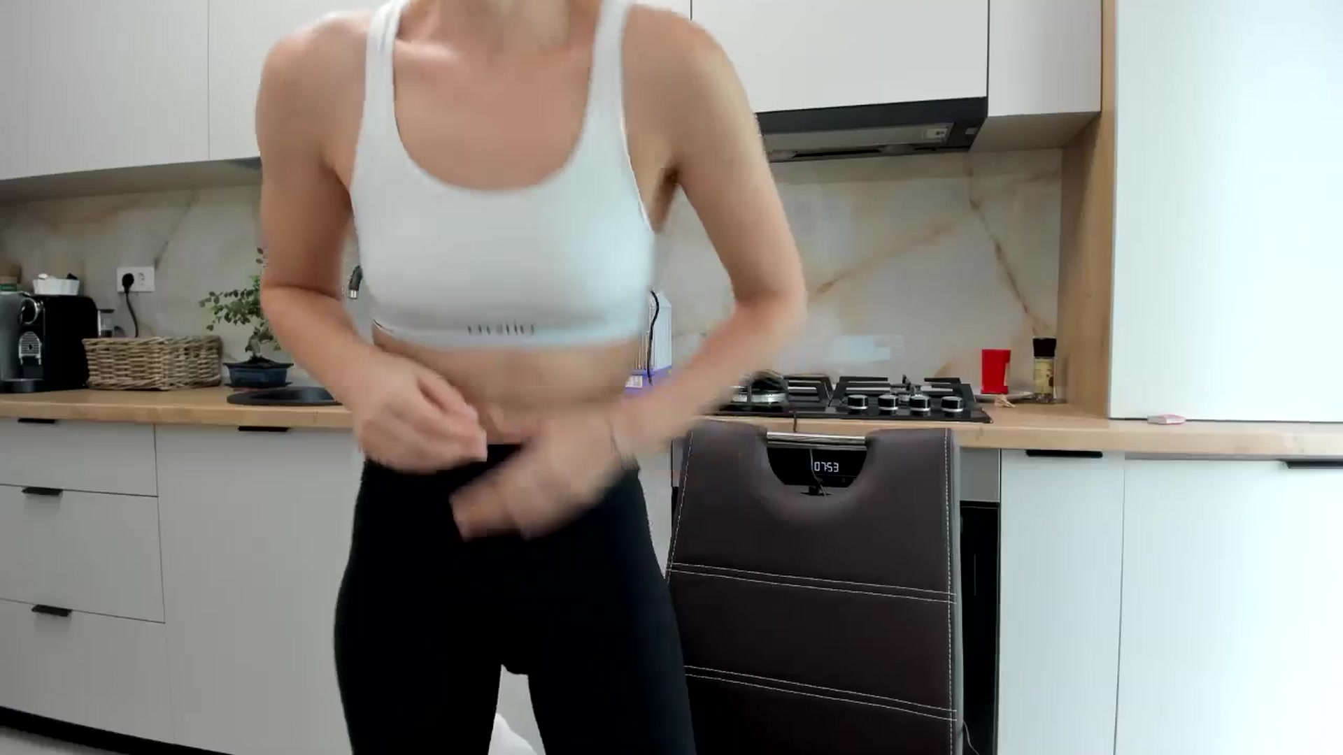 Gallery image thumbnail from DebbyPaige's myfreecams stream on, 08/31/2024, 12:43 image 7 of 20