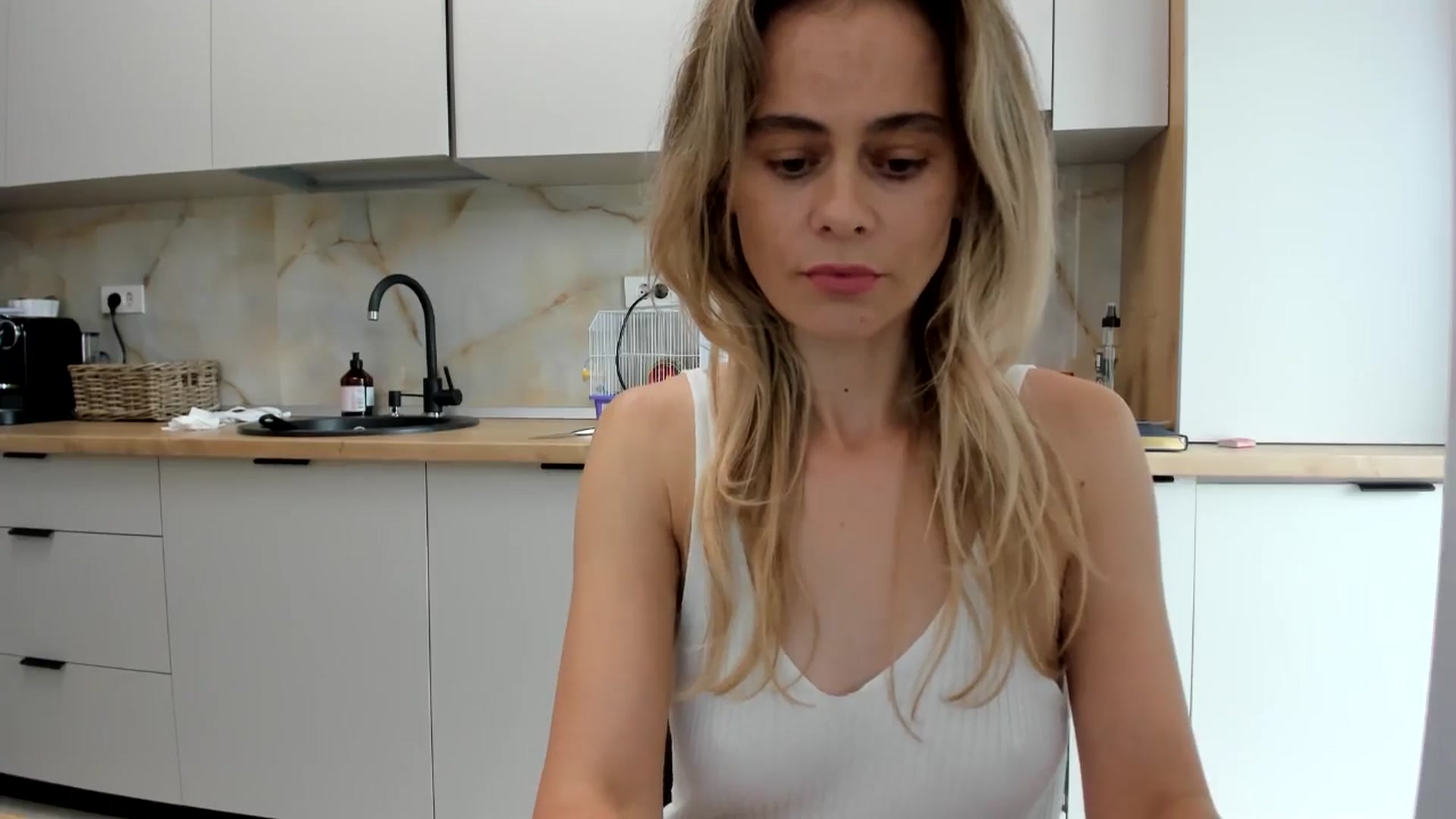 Gallery image thumbnail from DebbyPaige's myfreecams stream on, 09/01/2024, 12:54 image 13 of 20