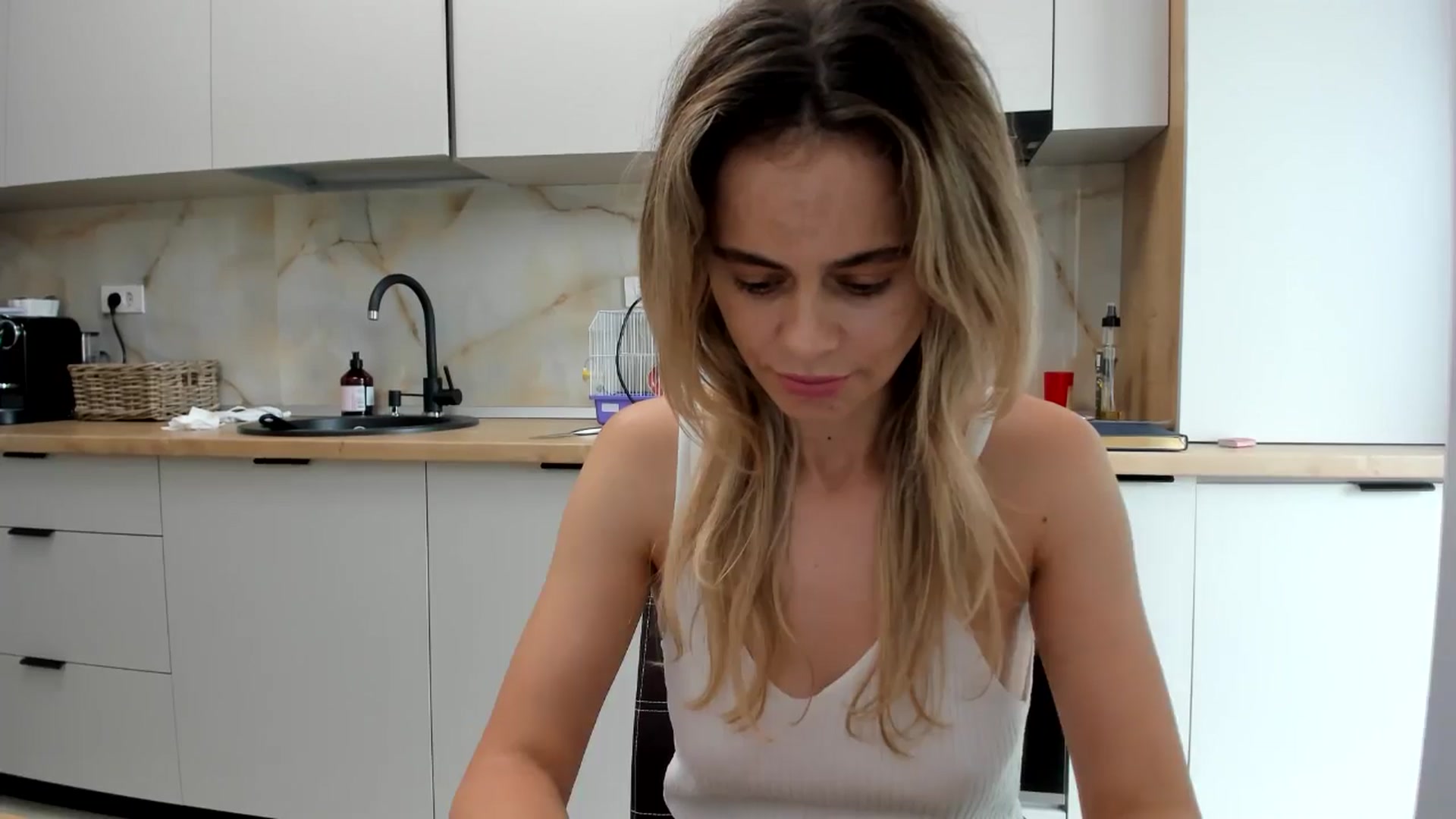 Gallery image thumbnail from DebbyPaige's myfreecams stream on, 09/01/2024, 12:54 image 17 of 20