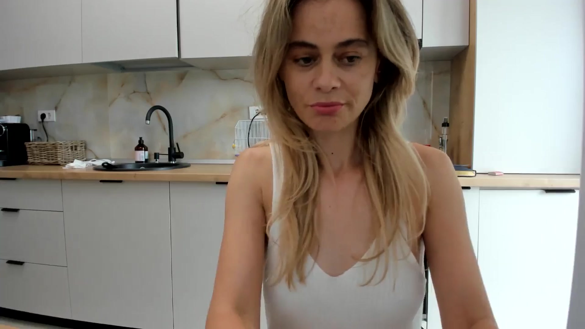 Gallery image thumbnail from DebbyPaige's myfreecams stream on, 09/01/2024, 14:41 image 8 of 20