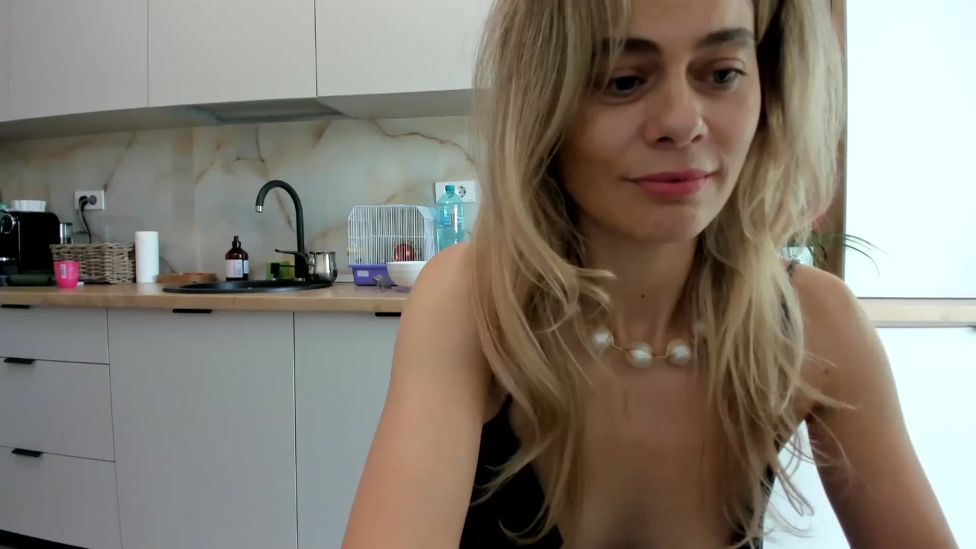 Gallery image thumbnail from DebbyPaige's myfreecams stream on, 09/02/2024, 11:25 image 10 of 20