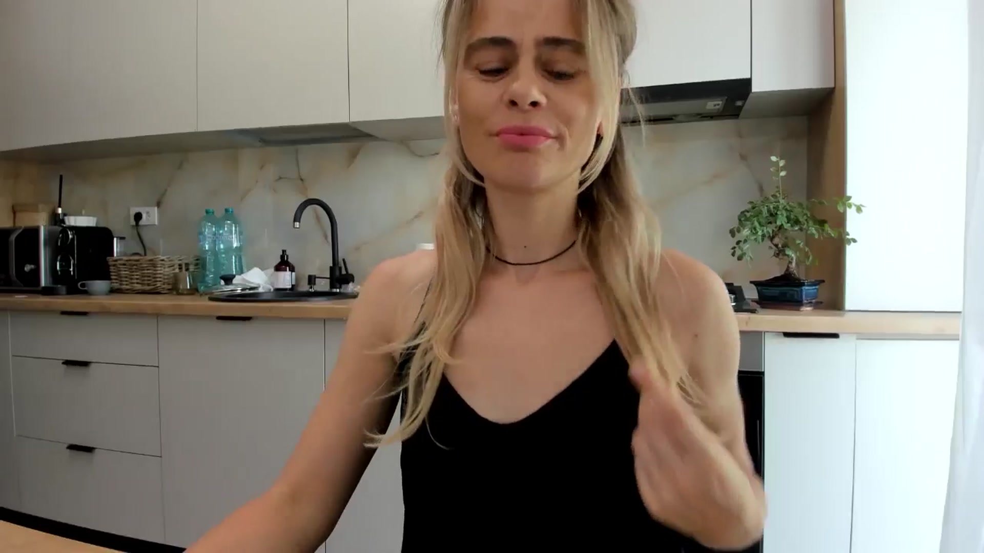 Gallery image thumbnail from DebbyPaige's myfreecams stream on, 09/03/2024, 12:56 image 2 of 20