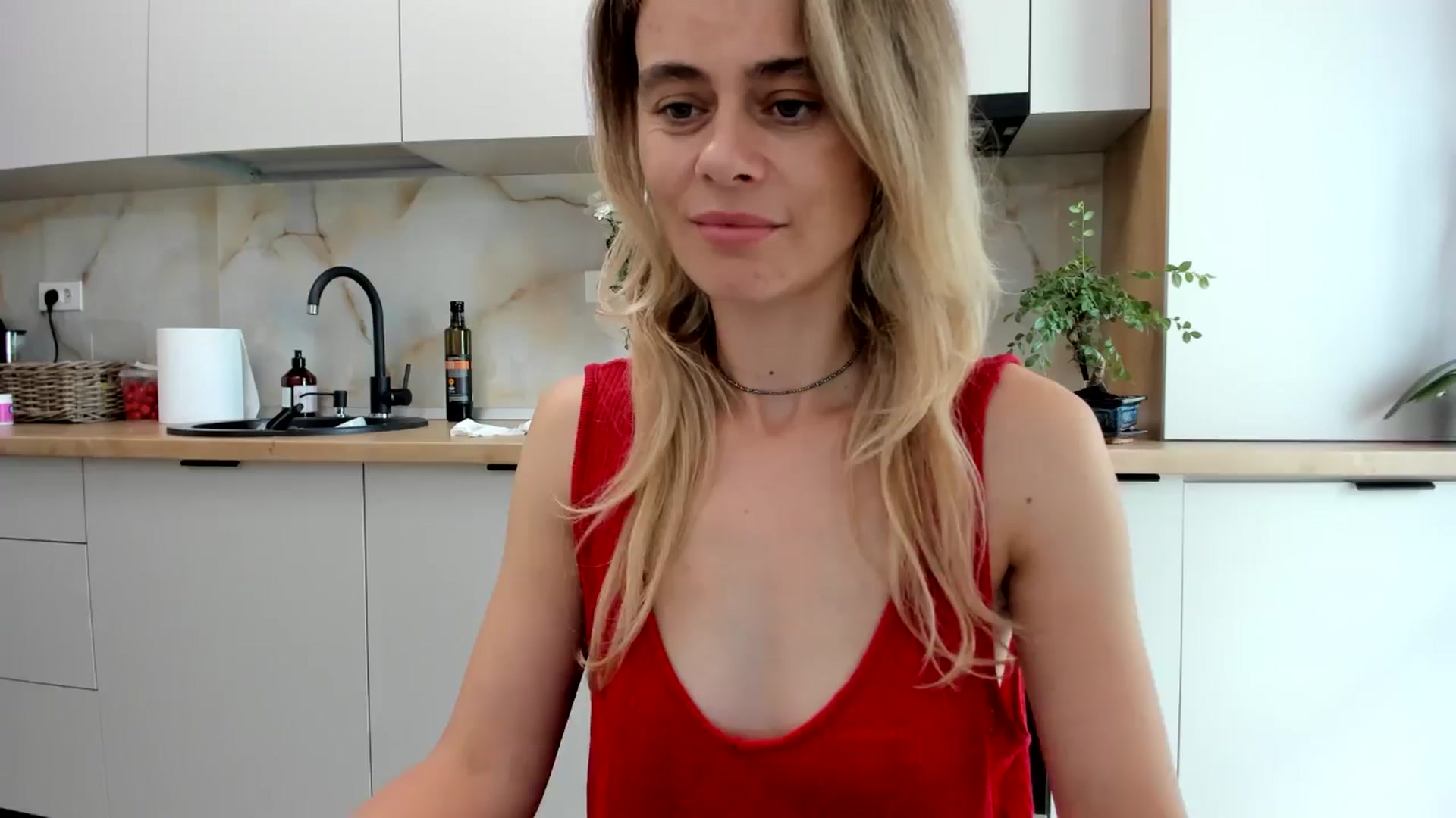 Gallery image thumbnail from DebbyPaige's myfreecams stream on, 09/12/2024, 13:30 image 4 of 20