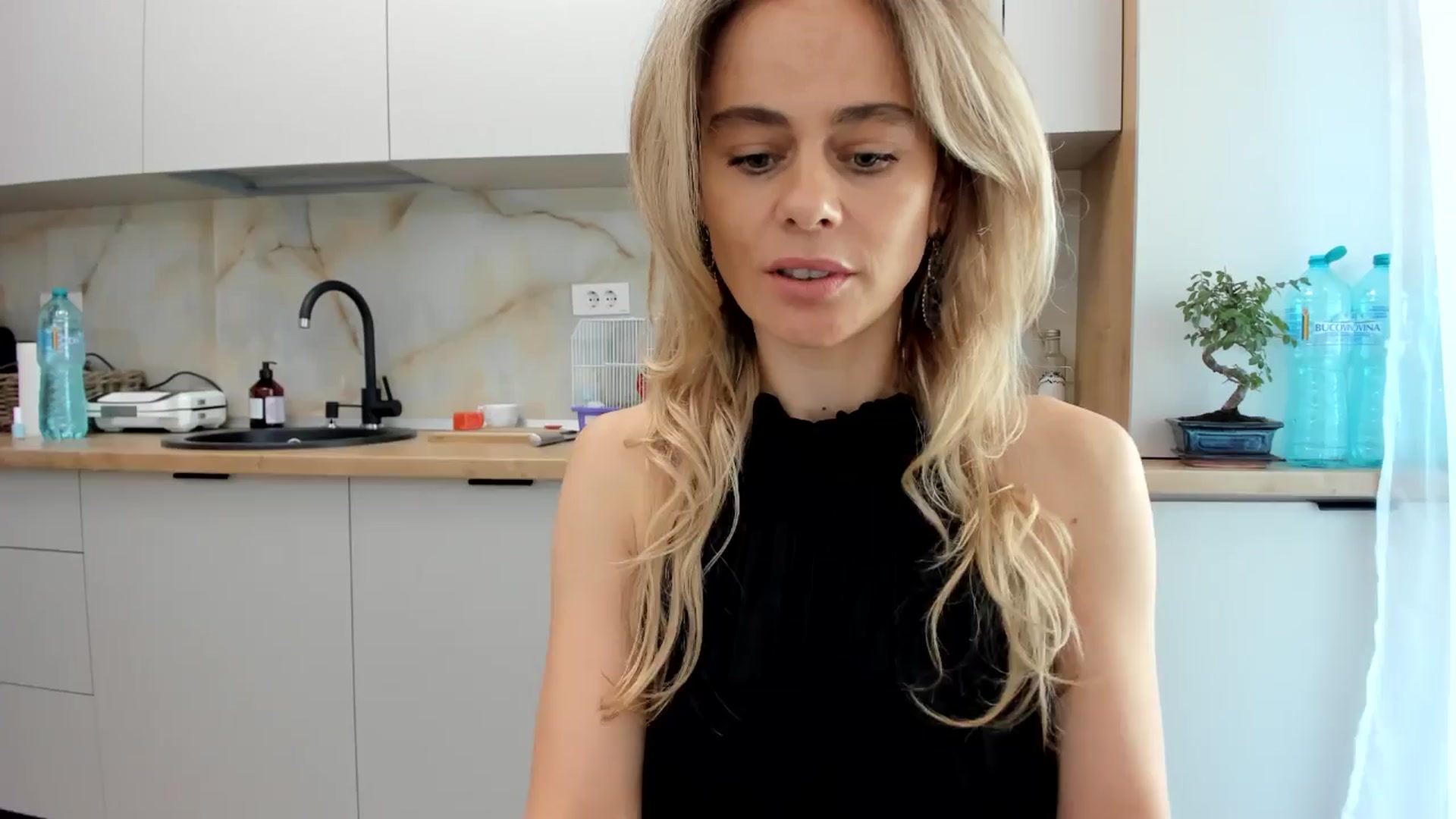 Gallery image thumbnail from DebbyPaige's myfreecams stream on, 10/03/2024, 11:35 image 2 of 20