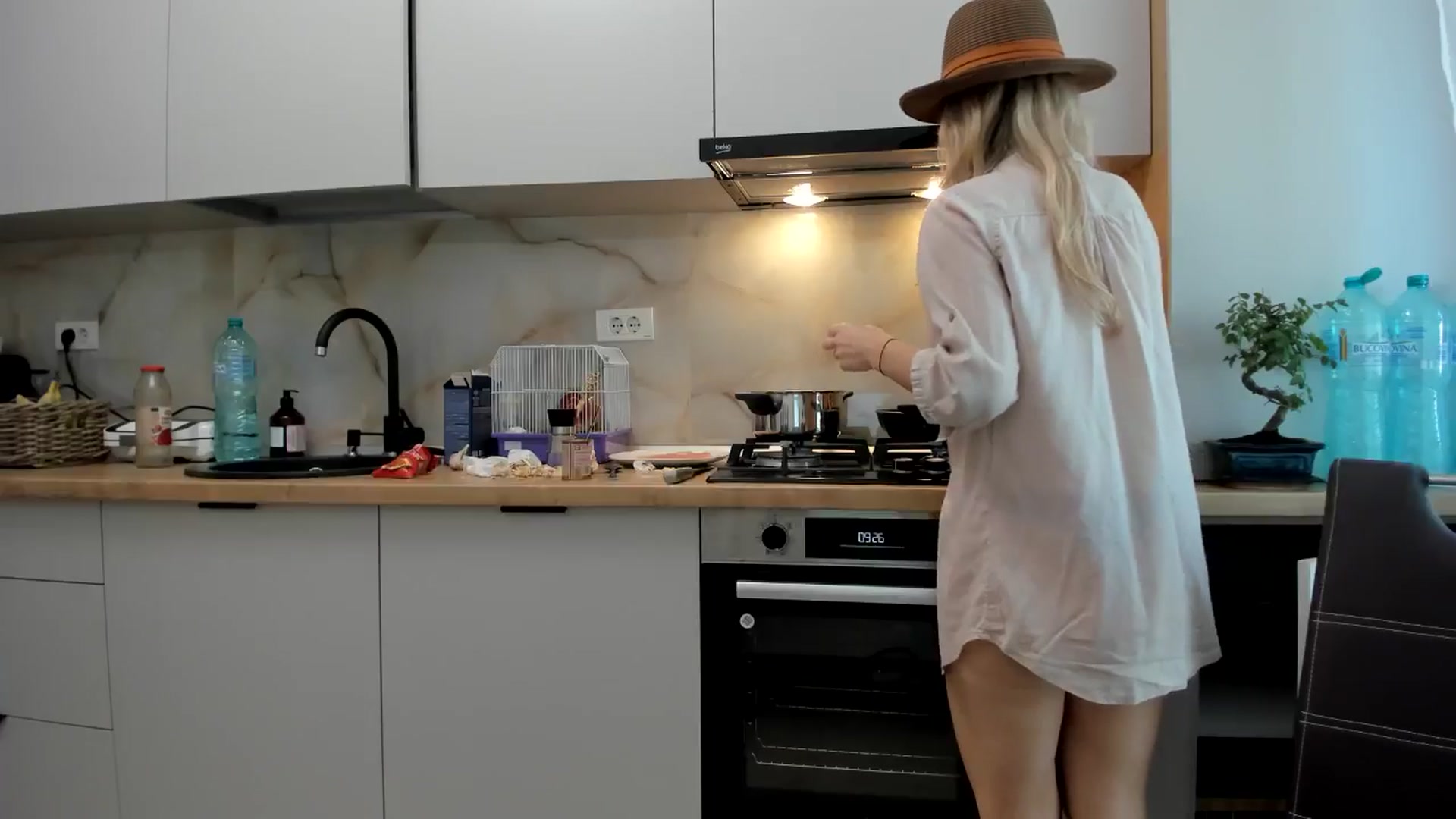 Gallery image thumbnail from DebbyPaige's myfreecams stream on, 10/03/2024, 13:49 image 17 of 20