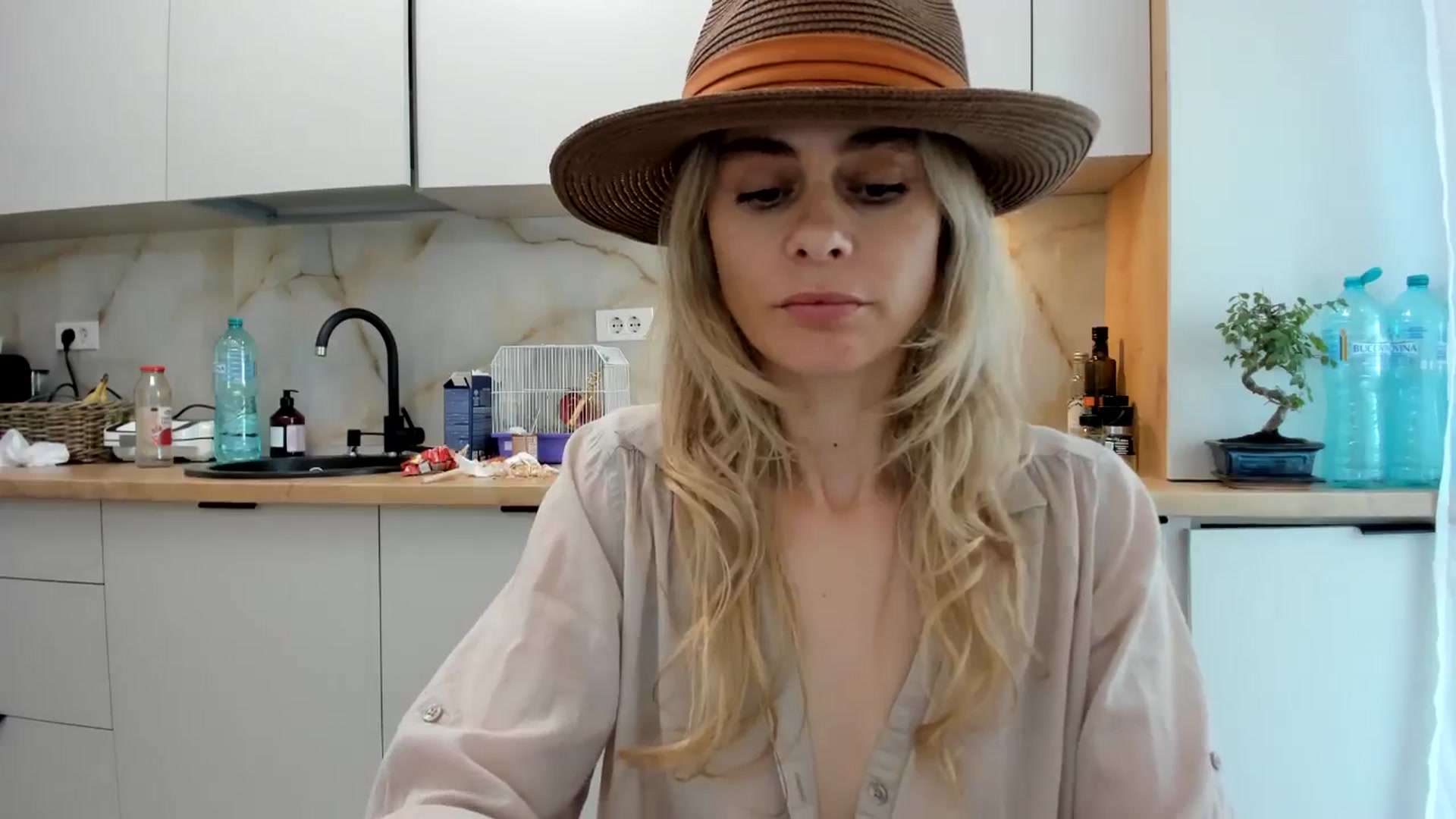 Gallery image thumbnail from DebbyPaige's myfreecams stream on, 10/03/2024, 13:49 image 19 of 20