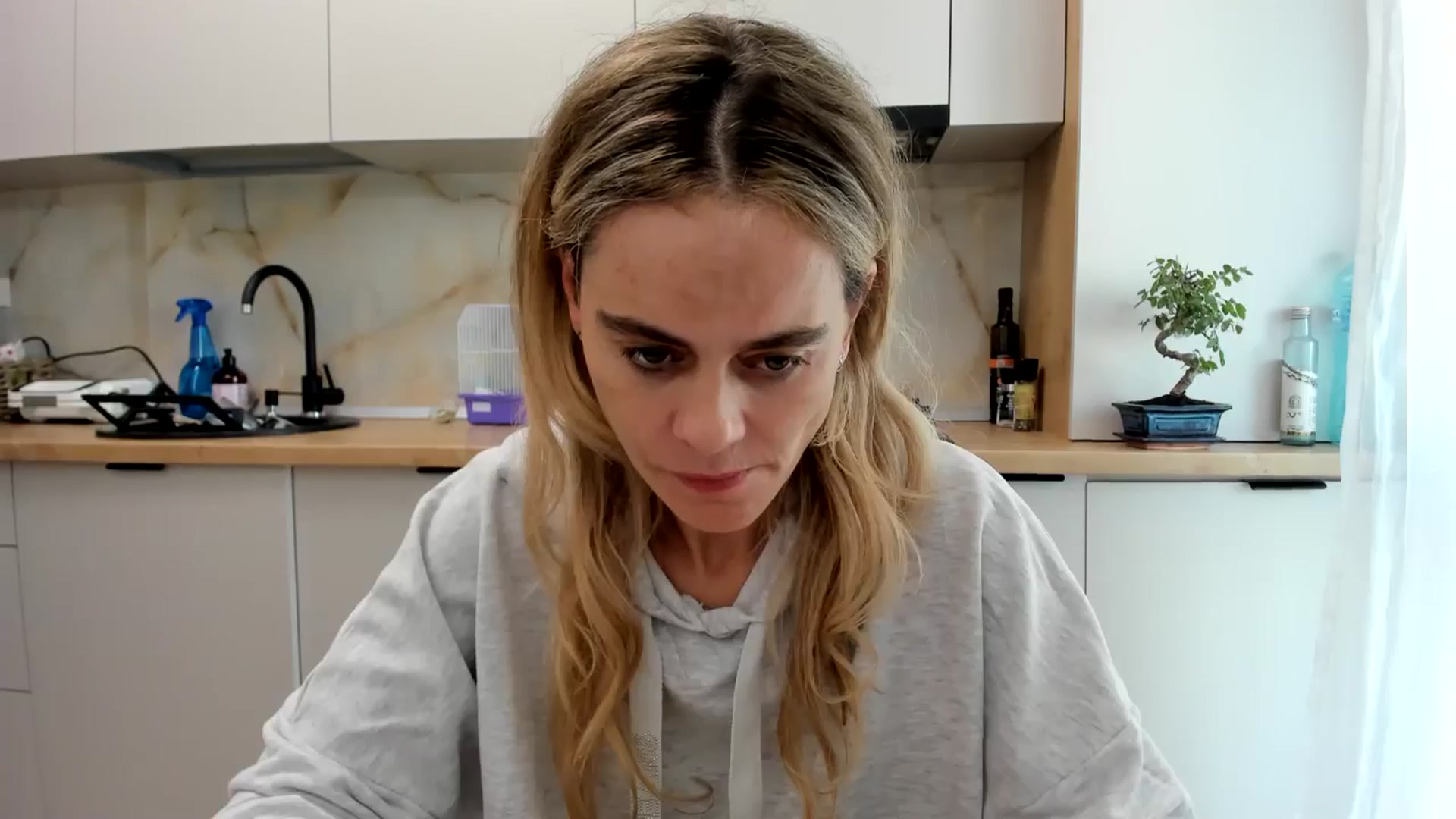 Gallery image thumbnail from DebbyPaige's myfreecams stream on, 10/04/2024, 13:22 image 18 of 20