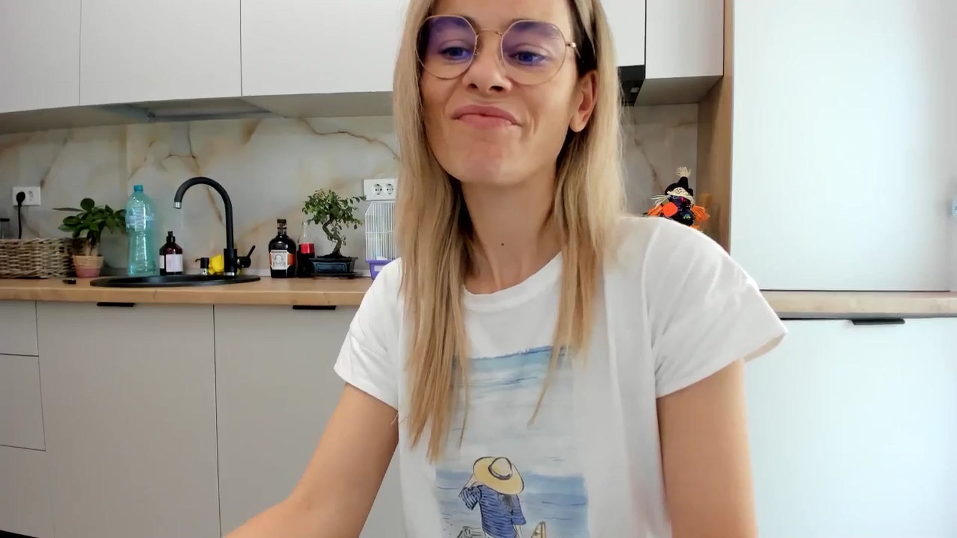 Gallery image thumbnail from DebbyPaige's myfreecams stream on, 10/31/2024, 11:57 image 9 of 20