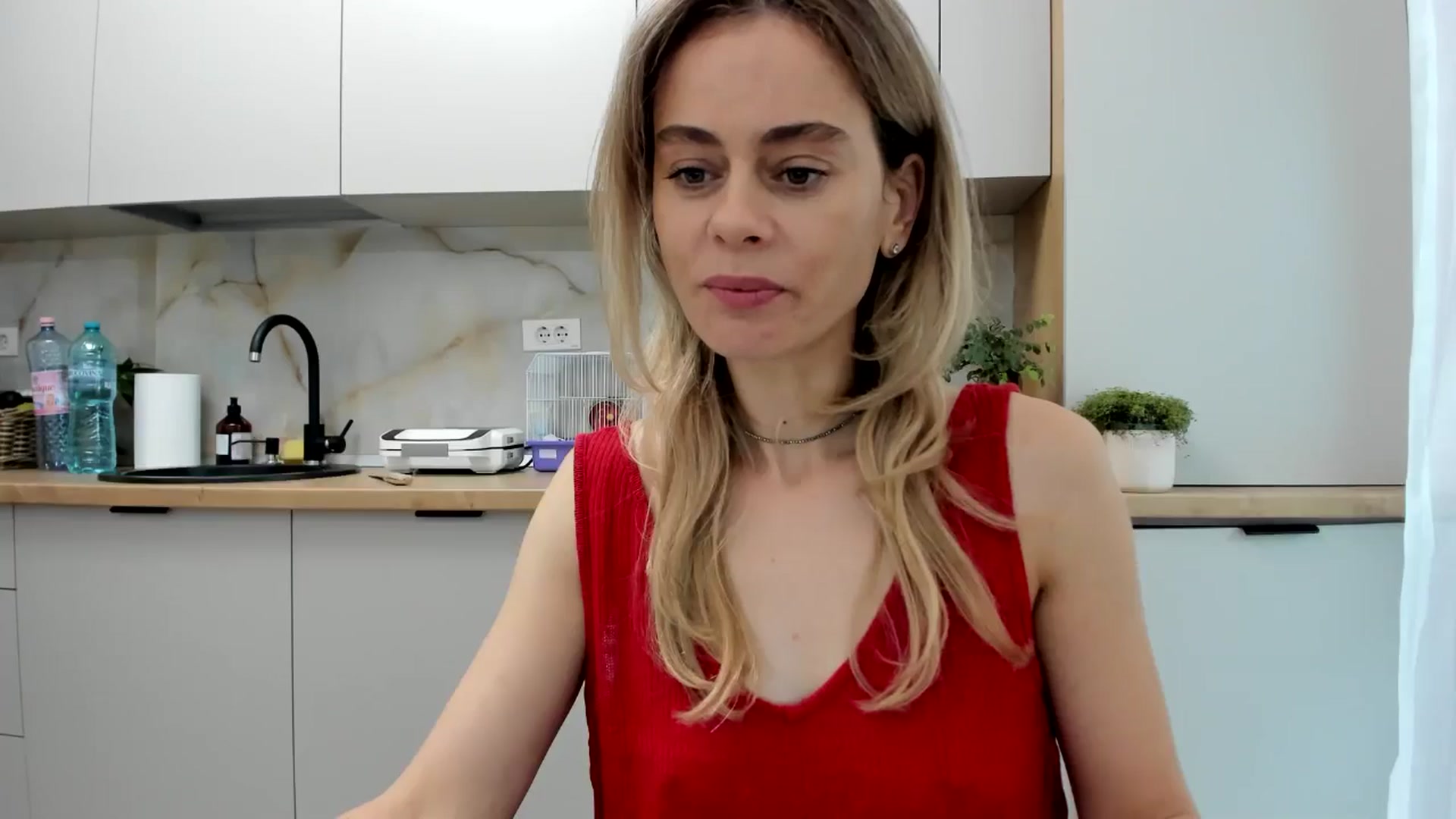 Gallery image thumbnail from DebbyPaige's myfreecams stream on, 11/11/2024, 11:42 image 13 of 20