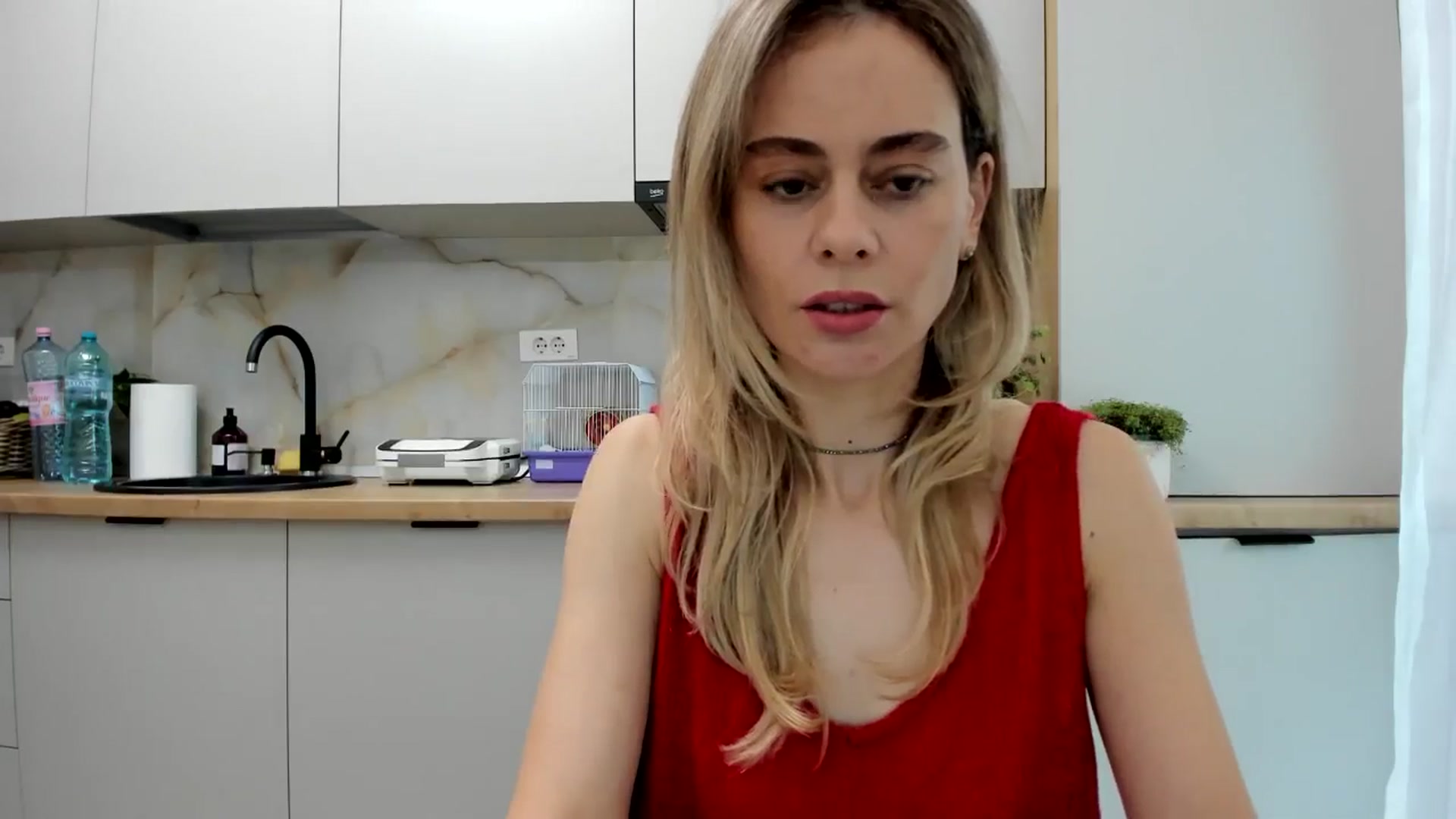 Gallery image thumbnail from DebbyPaige's myfreecams stream on, 11/11/2024, 11:42 image 9 of 20