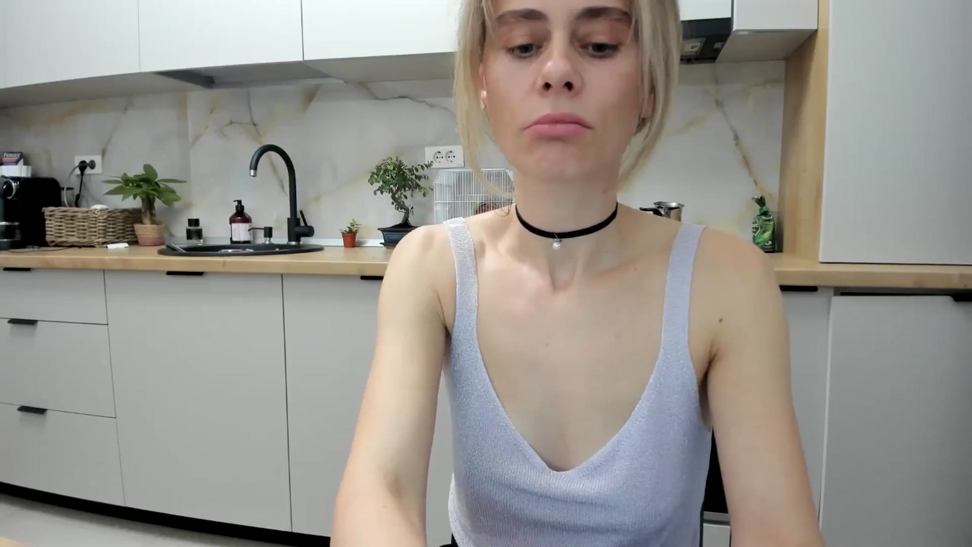 Gallery image thumbnail from DebbyPaige's myfreecams stream on, 11/16/2024, 20:30 image 7 of 20
