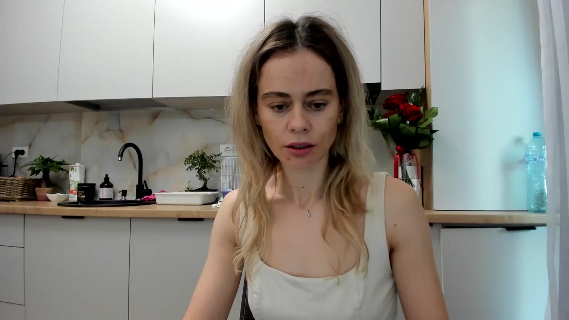 Gallery image thumbnail from DebbyPaige's myfreecams stream on, 11/25/2024, 07:23 image 5 of 20