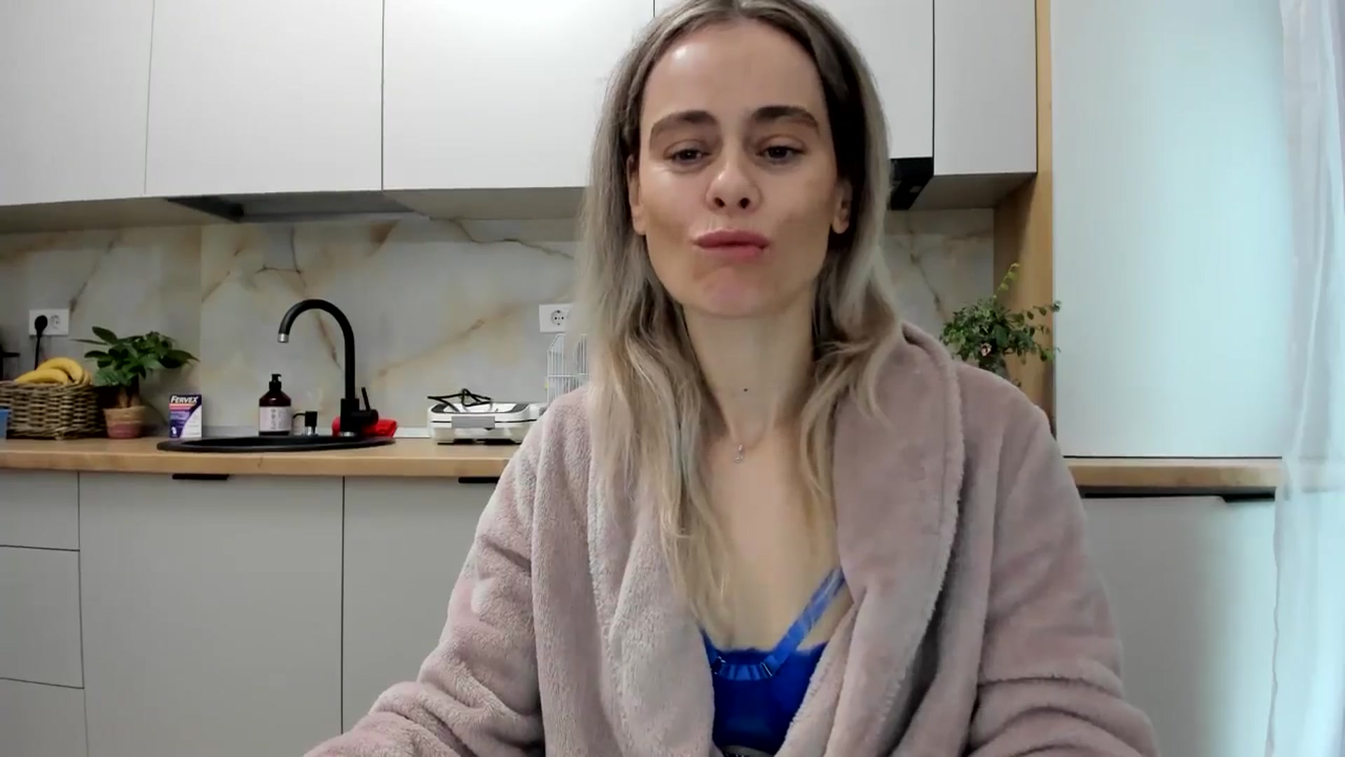 Gallery image thumbnail from DebbyPaige's myfreecams stream on, 12/03/2024, 09:17 image 15 of 20