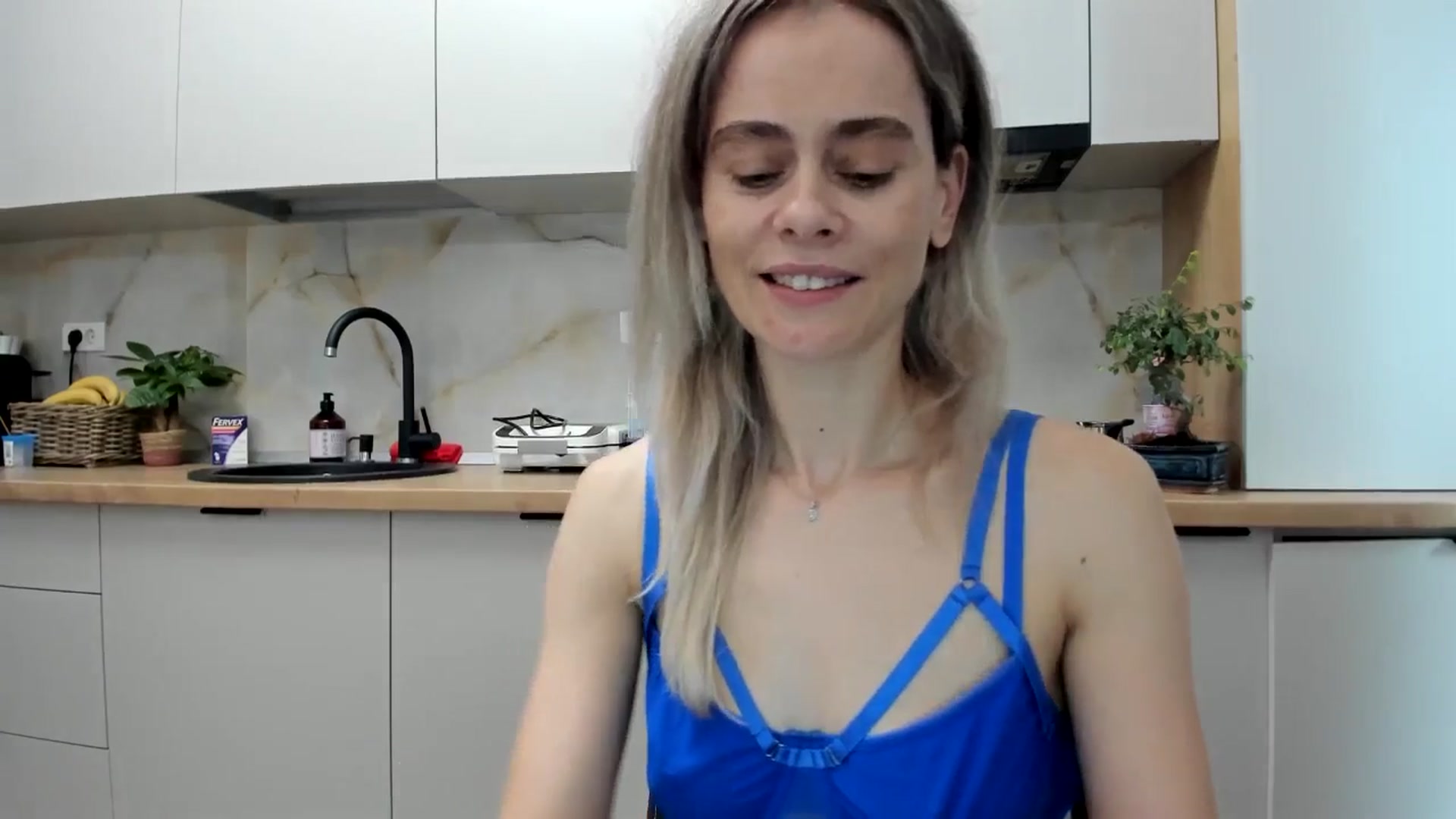 Gallery image thumbnail from DebbyPaige's myfreecams stream on, 12/03/2024, 12:40 image 14 of 20