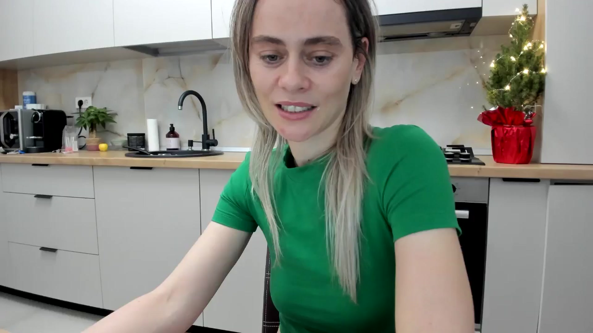 Gallery image thumbnail from DebbyPaige's myfreecams stream on, 01/01/2025, 21:09 image 20 of 20