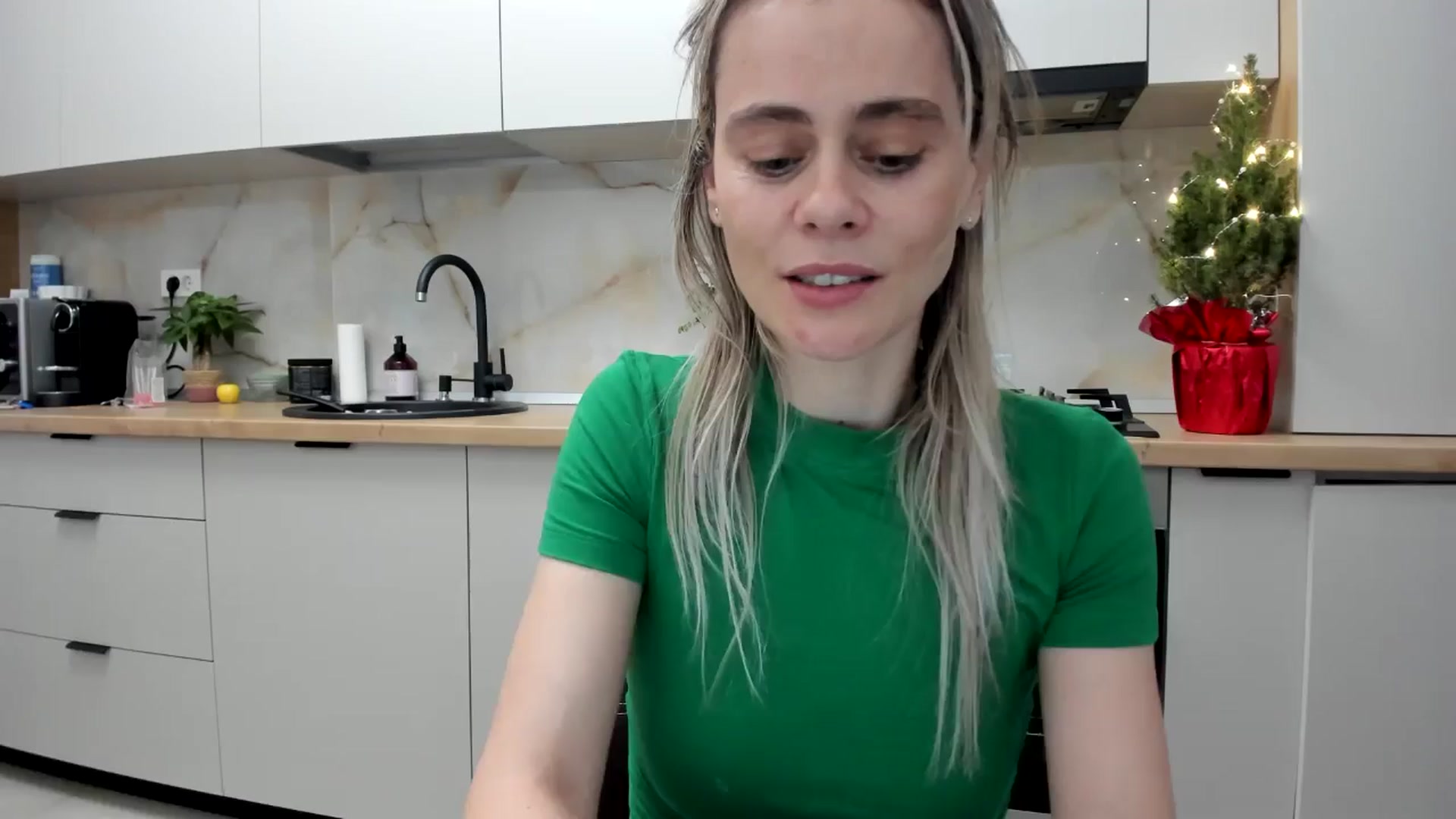 Gallery image thumbnail from DebbyPaige's myfreecams stream on, 01/01/2025, 22:02 image 1 of 20