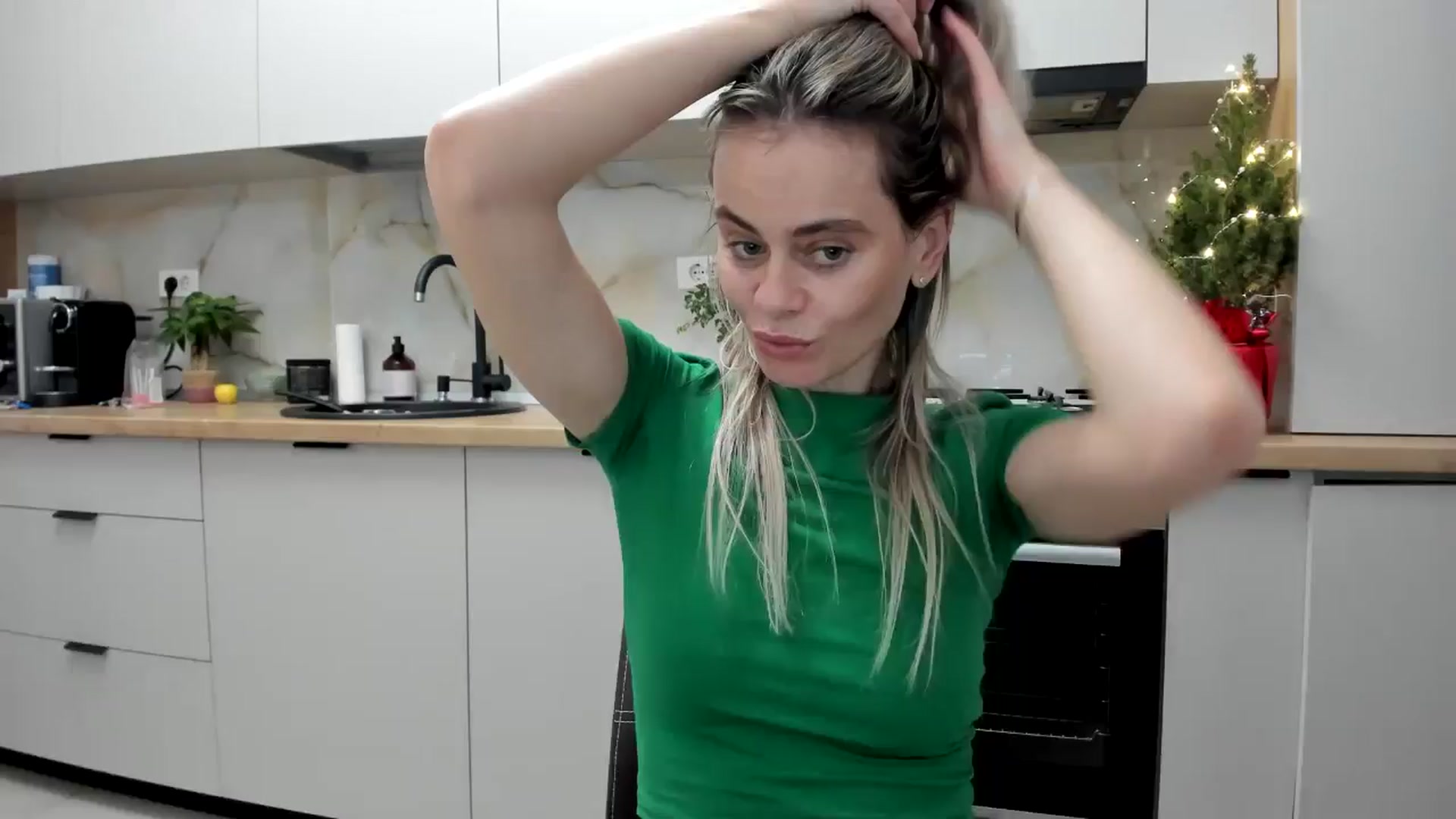 Gallery image thumbnail from DebbyPaige's myfreecams stream on, 01/01/2025, 22:02 image 6 of 20