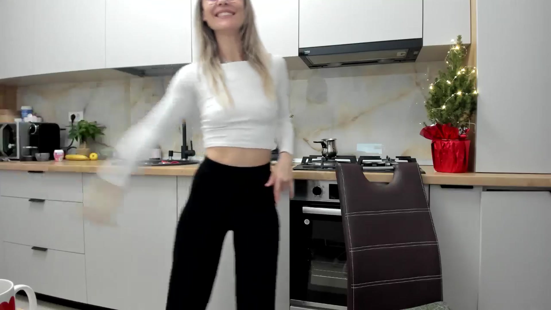 Gallery image thumbnail from DebbyPaige's myfreecams stream on, 01/02/2025, 18:40 image 6 of 20