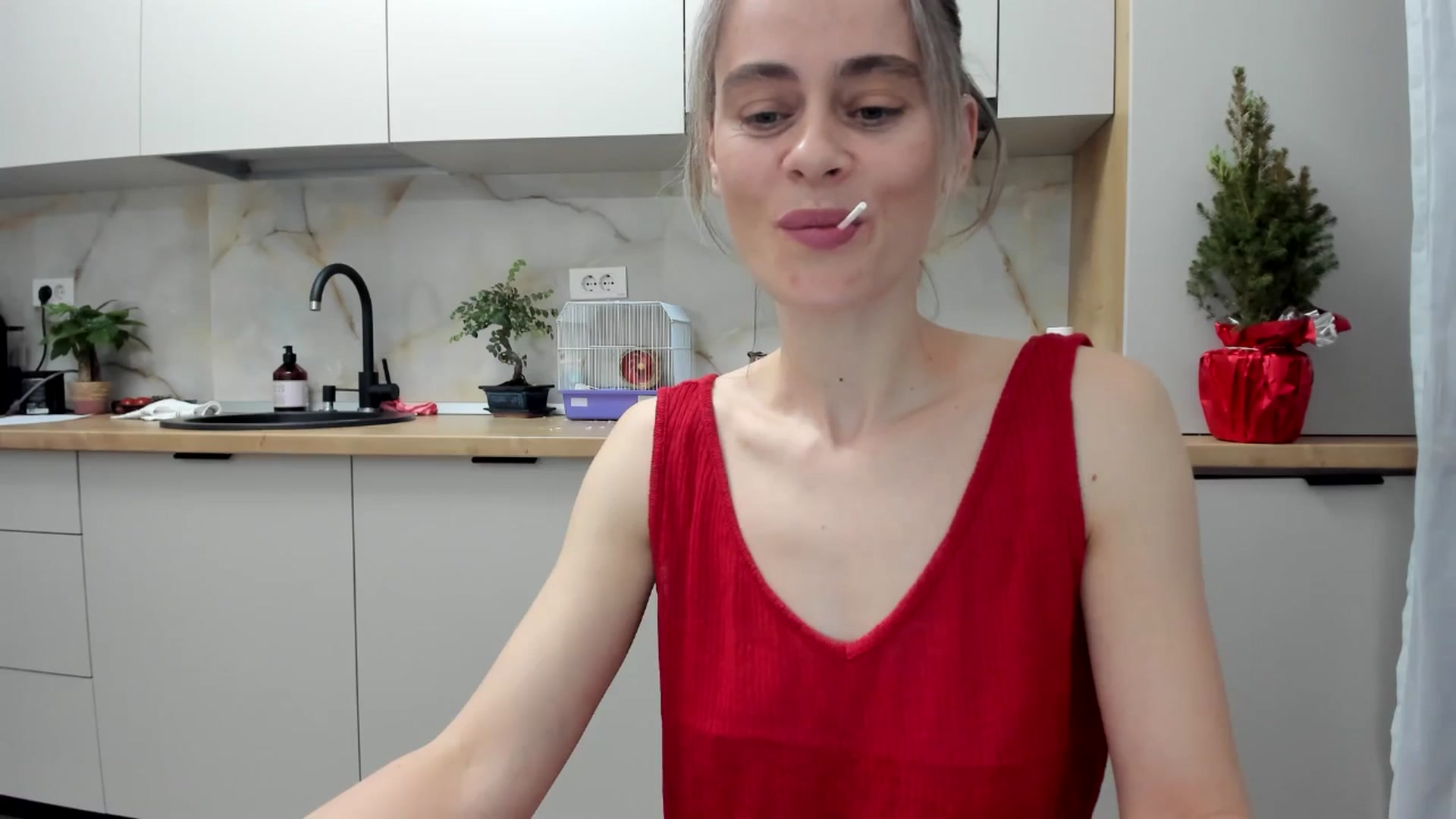 Gallery image thumbnail from DebbyPaige's myfreecams stream on, 01/11/2025, 23:07 image 6 of 20