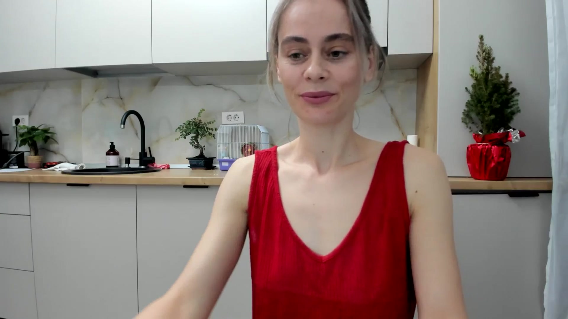 Gallery image thumbnail from DebbyPaige's myfreecams stream on, 01/11/2025, 23:07 image 3 of 20