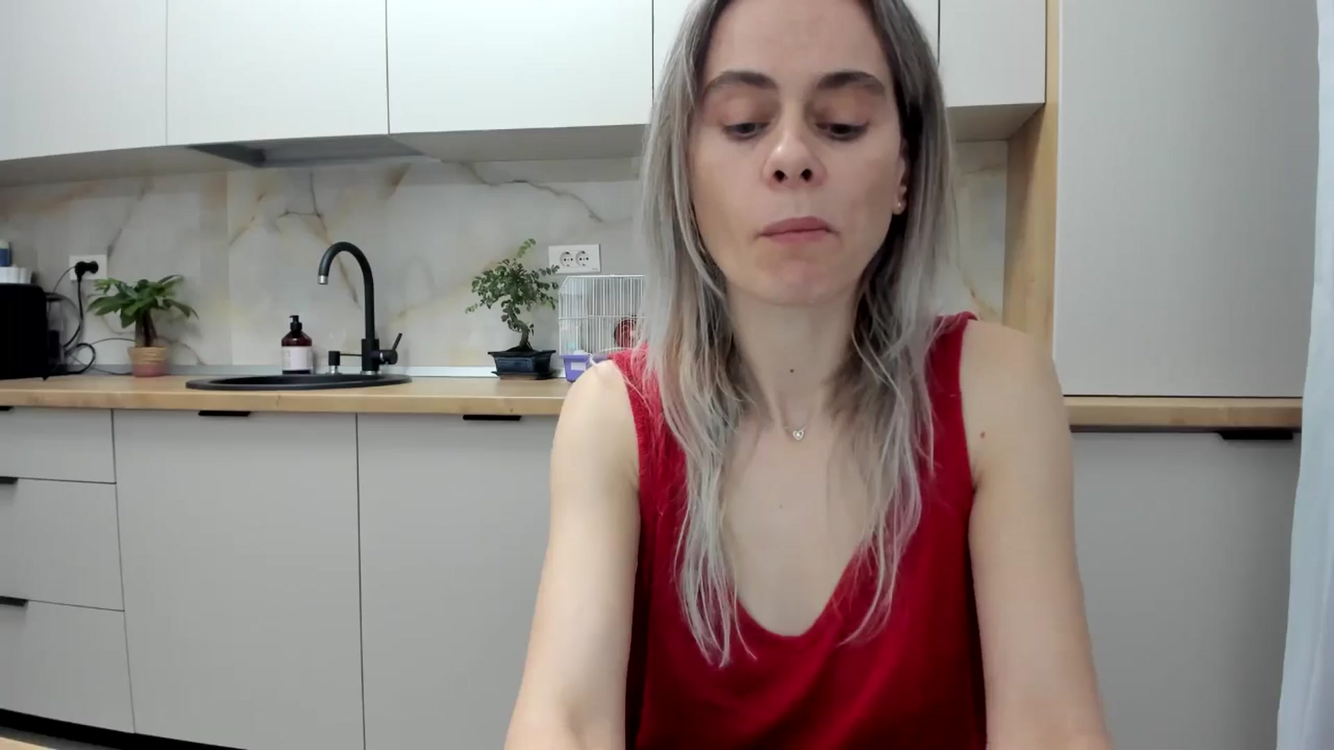Gallery image thumbnail from DebbyPaige's myfreecams stream on, 01/12/2025, 18:39 image 8 of 20