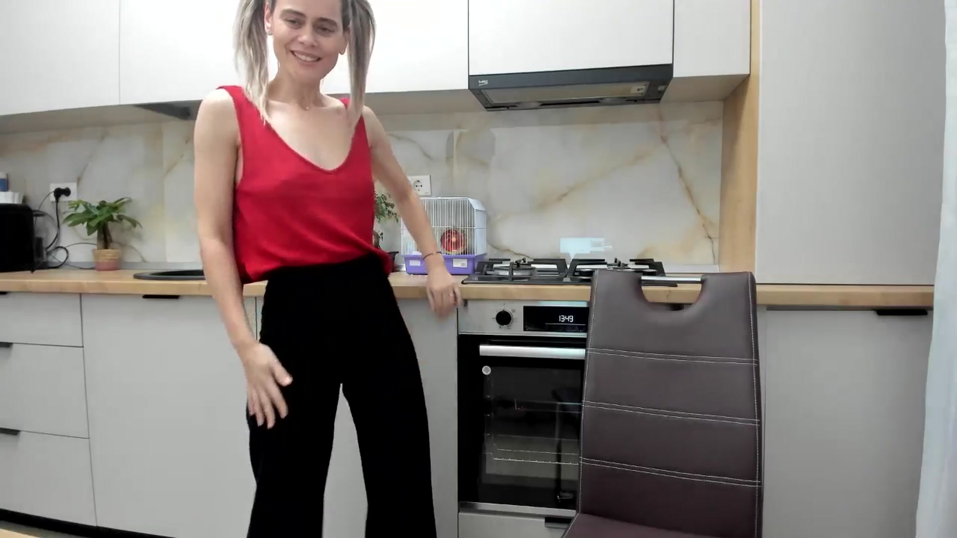 Gallery image thumbnail from DebbyPaige's myfreecams stream on, 01/12/2025, 18:39 image 15 of 20
