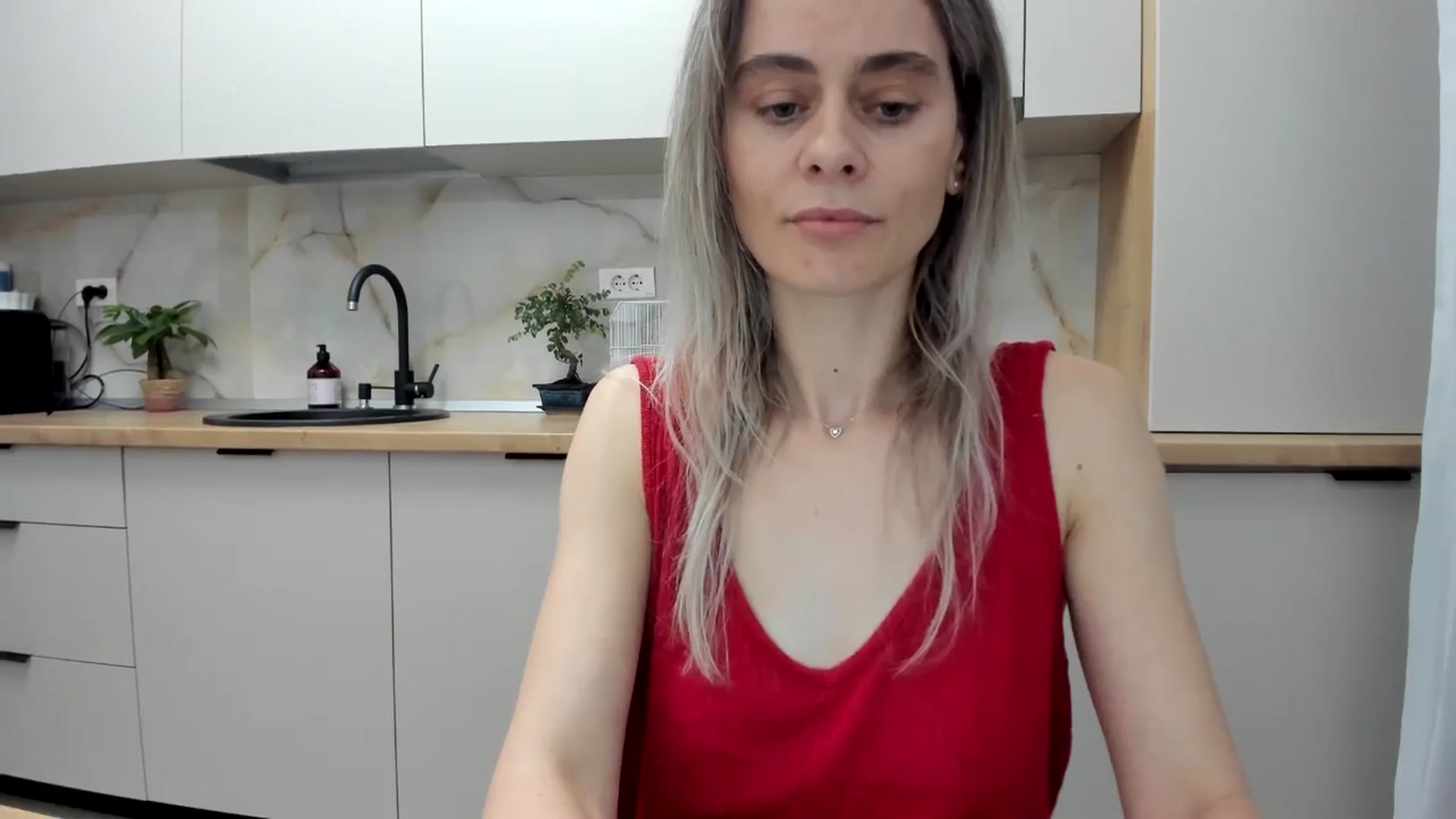 Gallery image thumbnail from DebbyPaige's myfreecams stream on, 01/12/2025, 18:39 image 9 of 20