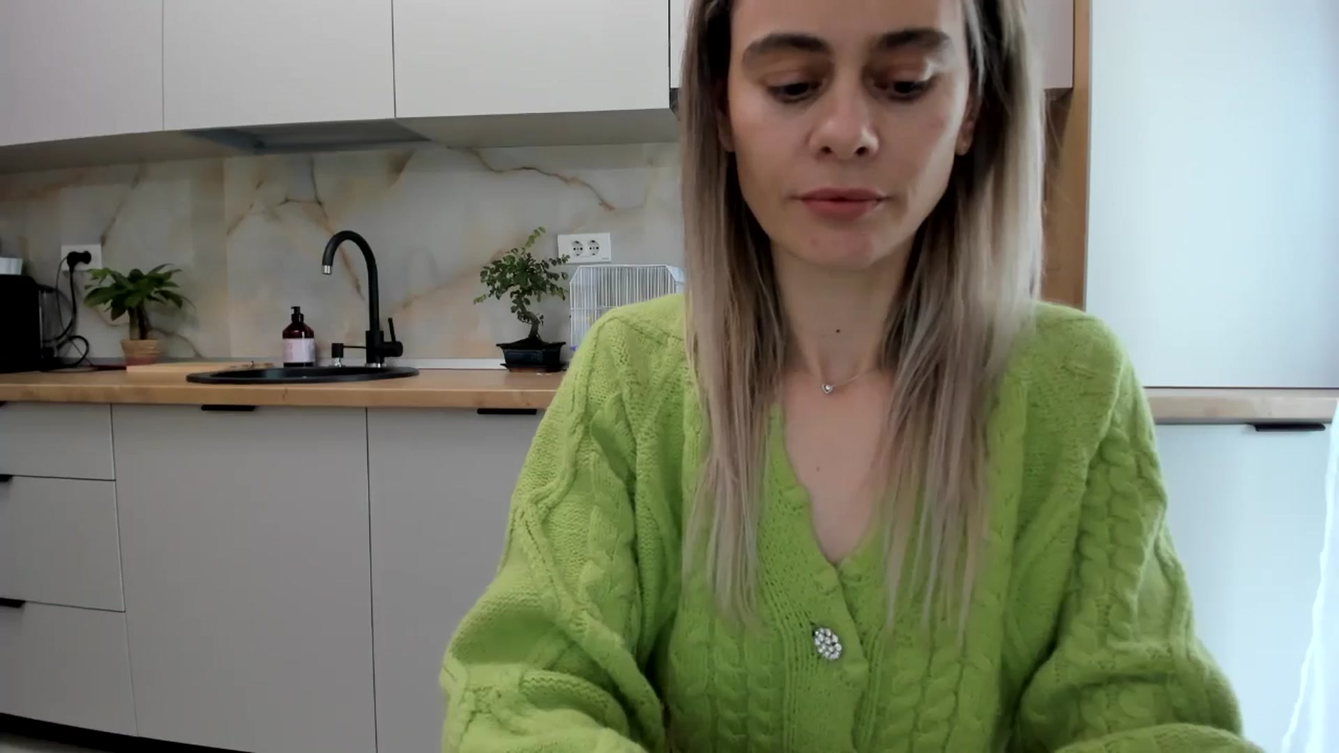 Gallery image thumbnail from DebbyPaige's myfreecams stream on, 01/13/2025, 13:09 image 18 of 20