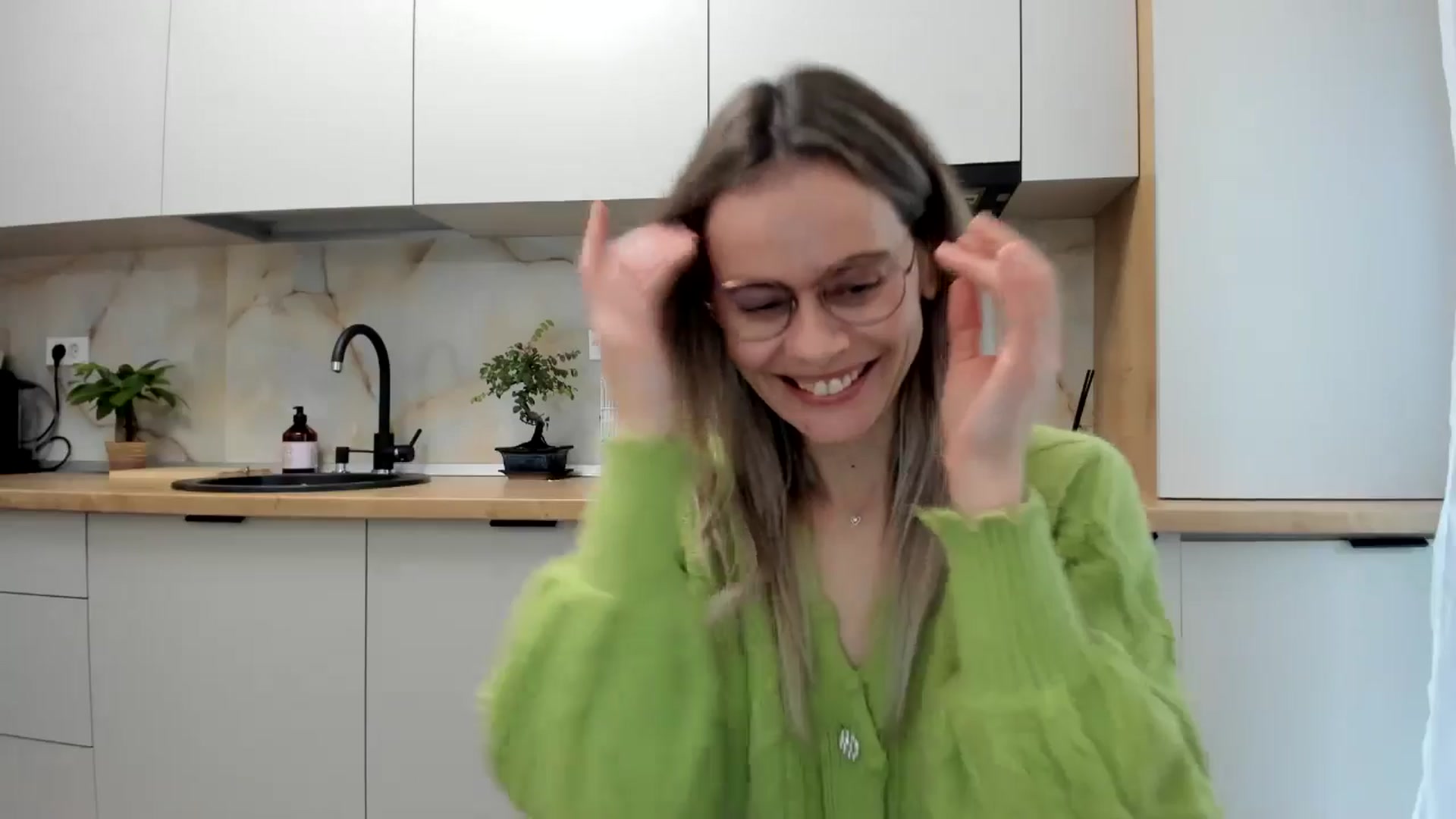 Gallery image thumbnail from DebbyPaige's myfreecams stream on, 01/13/2025, 14:19 image 18 of 20