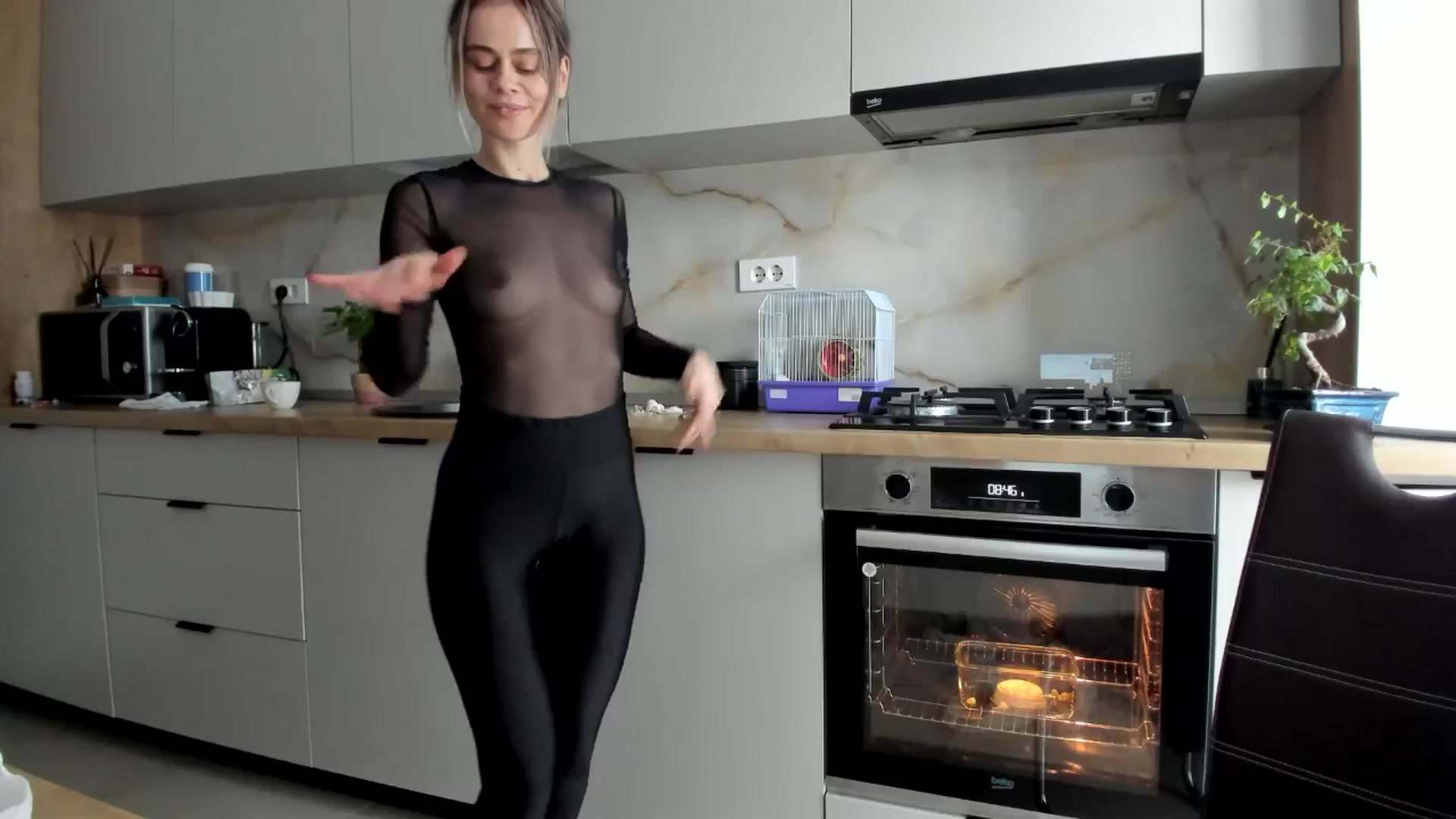 Gallery image thumbnail from DebbyPaige's myfreecams stream on, 01/15/2025, 13:27 image 15 of 20