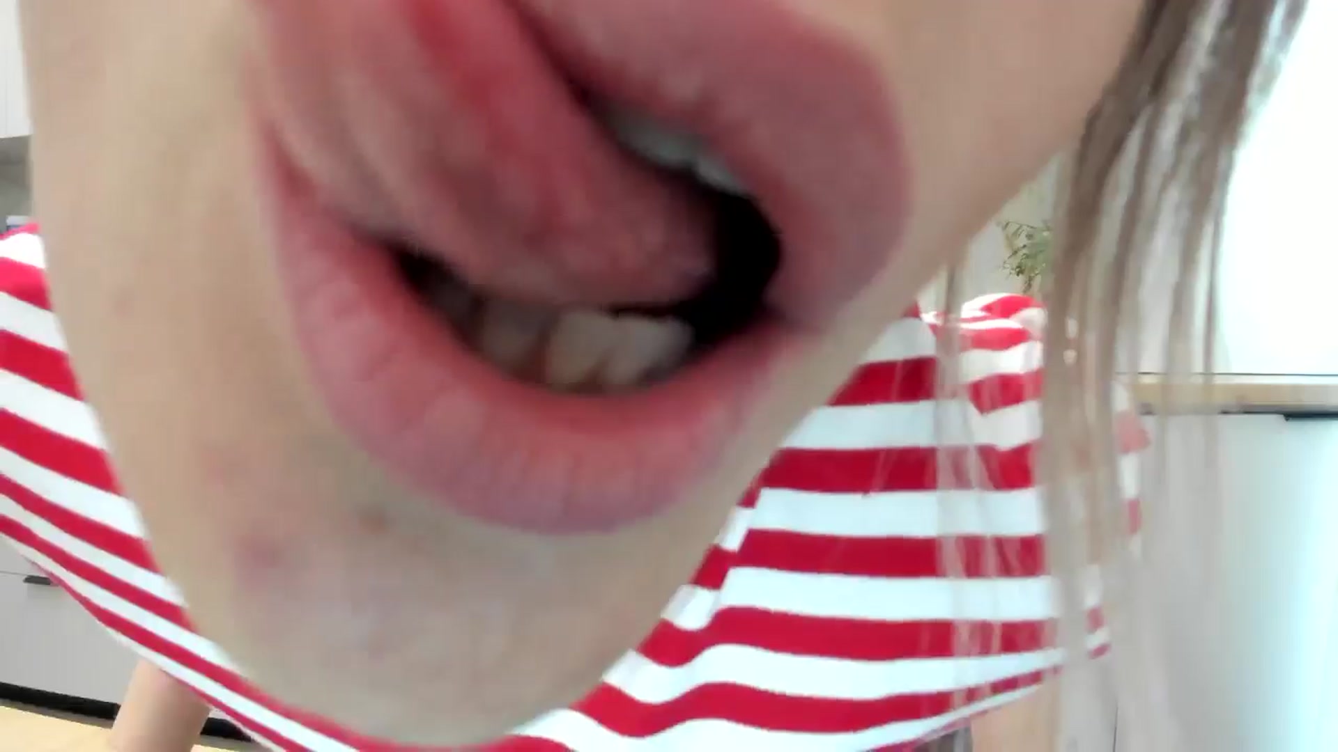 Gallery image thumbnail from DebbyPaige's myfreecams stream on, 01/16/2025, 13:04 image 15 of 20