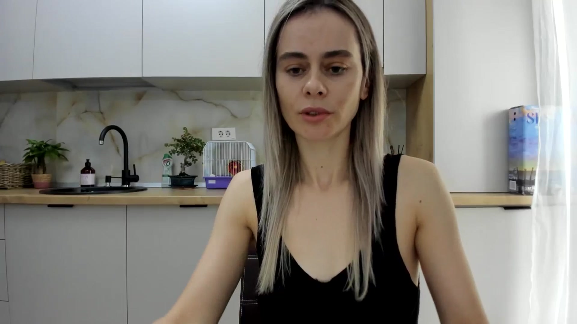 Gallery image thumbnail from DebbyPaige's myfreecams stream on, 01/21/2025, 10:14 image 2 of 20