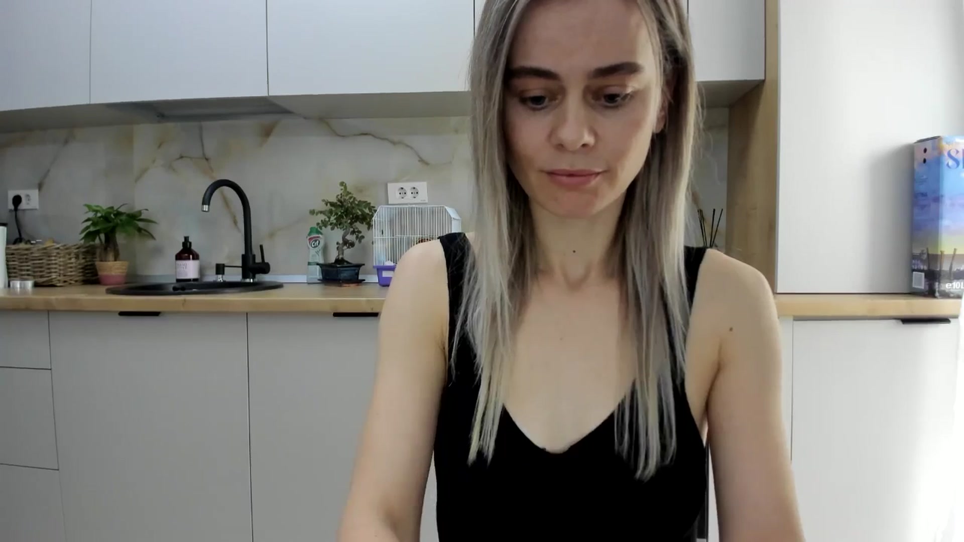 Gallery image thumbnail from DebbyPaige's myfreecams stream on, 01/21/2025, 10:14 image 15 of 20