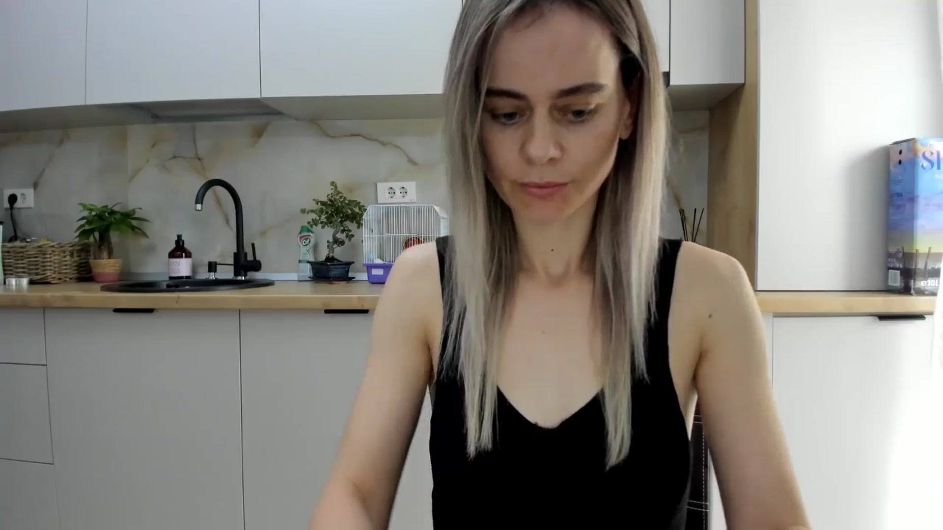 Gallery image thumbnail from DebbyPaige's myfreecams stream on, 01/21/2025, 10:14 image 19 of 20