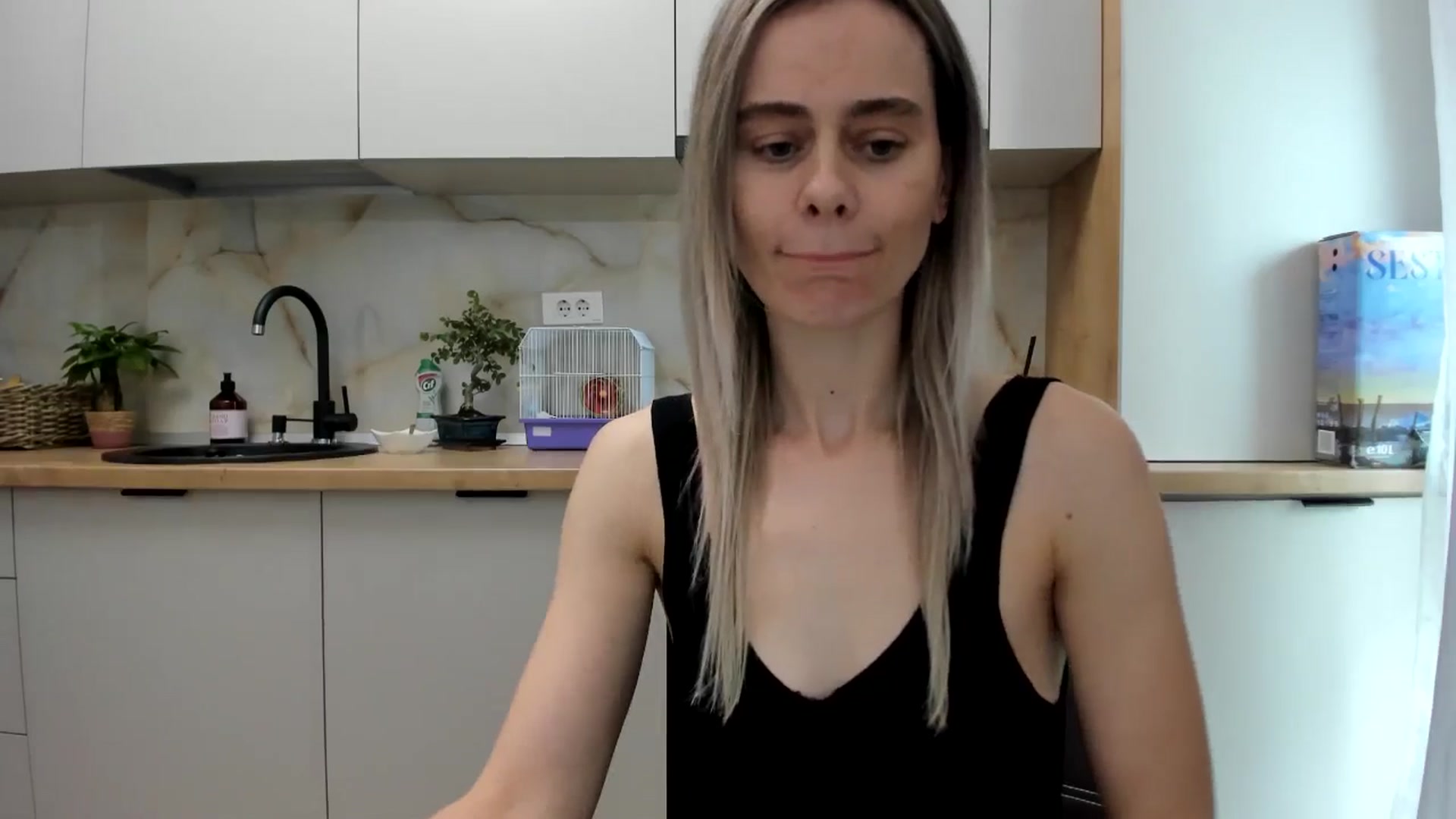 Gallery image thumbnail from DebbyPaige's myfreecams stream on, 01/21/2025, 12:59 image 4 of 20