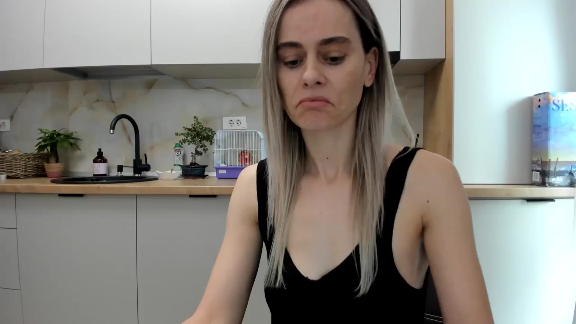 Gallery image thumbnail from DebbyPaige's myfreecams stream on, 01/21/2025, 13:24 image 1 of 20