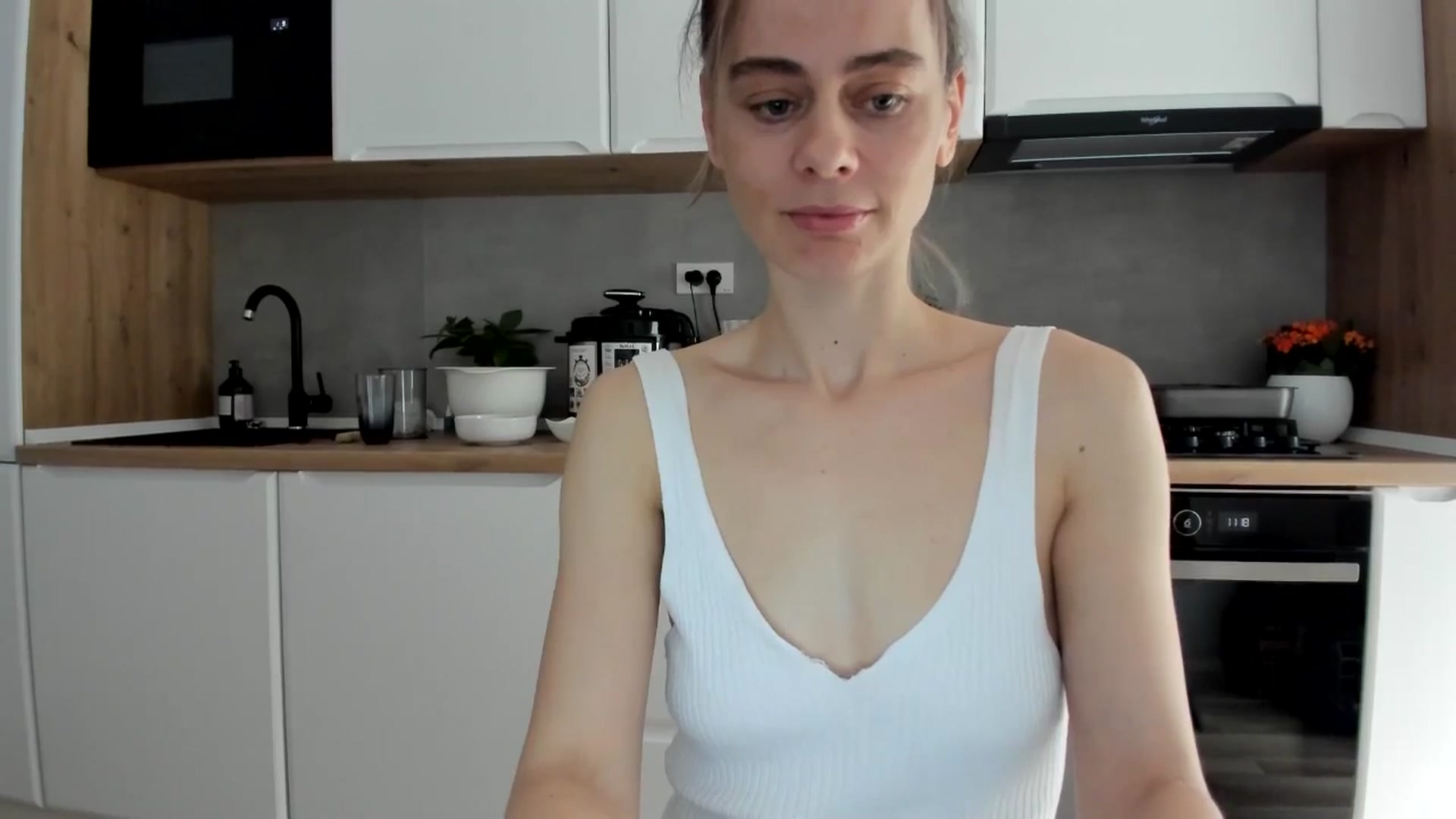 Gallery image thumbnail from DebbyPaige's myfreecams stream on, 02/04/2025, 09:27 image 18 of 20