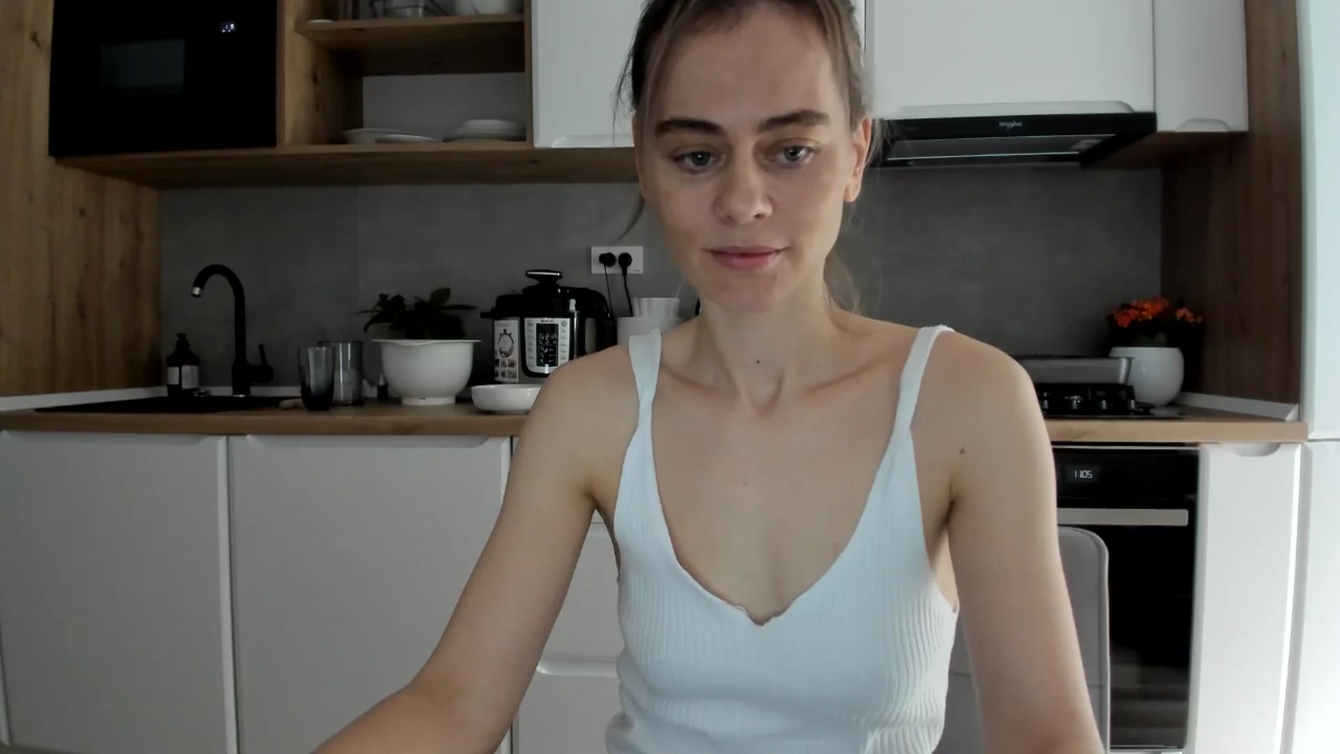 Gallery image thumbnail from DebbyPaige's myfreecams stream on, 02/04/2025, 09:27 image 11 of 20