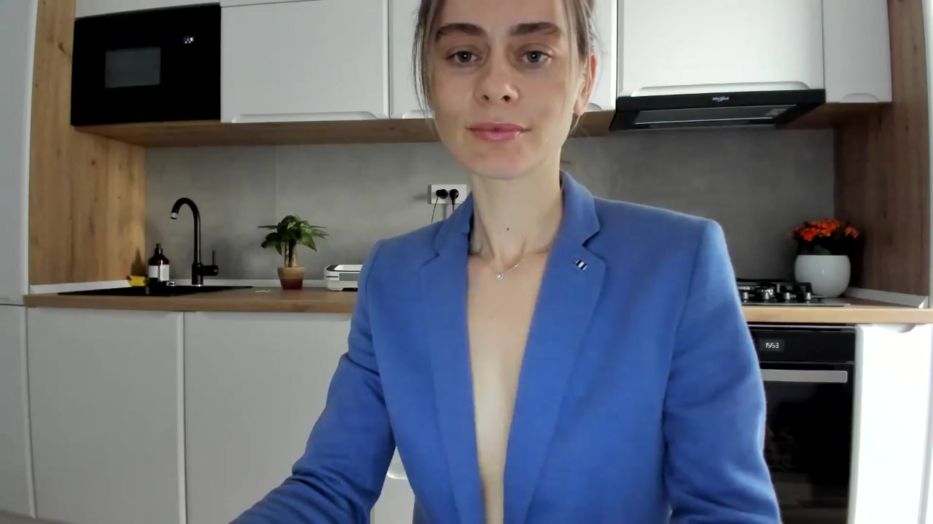 Gallery image thumbnail from DebbyPaige's myfreecams stream on, 02/05/2025, 14:38 image 9 of 20