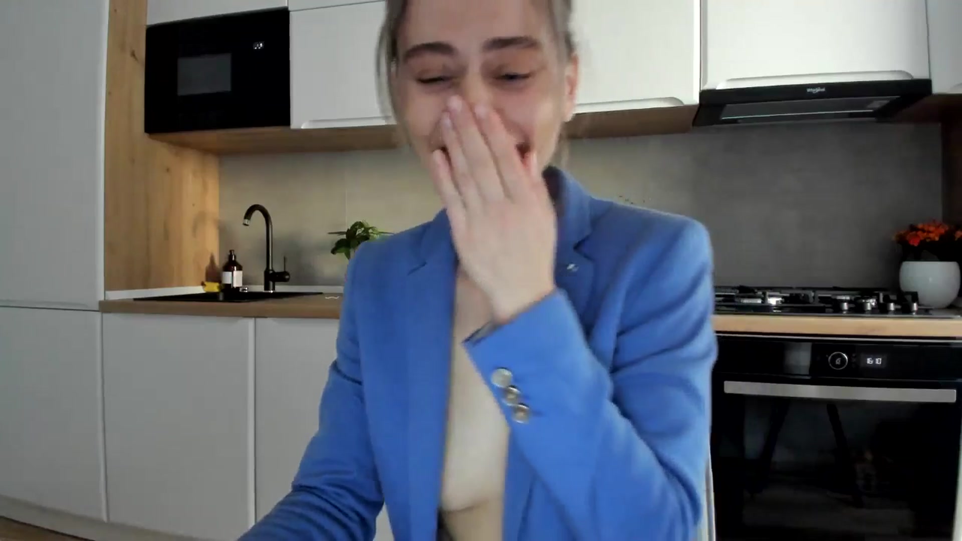 Gallery image thumbnail from DebbyPaige's myfreecams stream on, 02/05/2025, 14:38 image 14 of 20